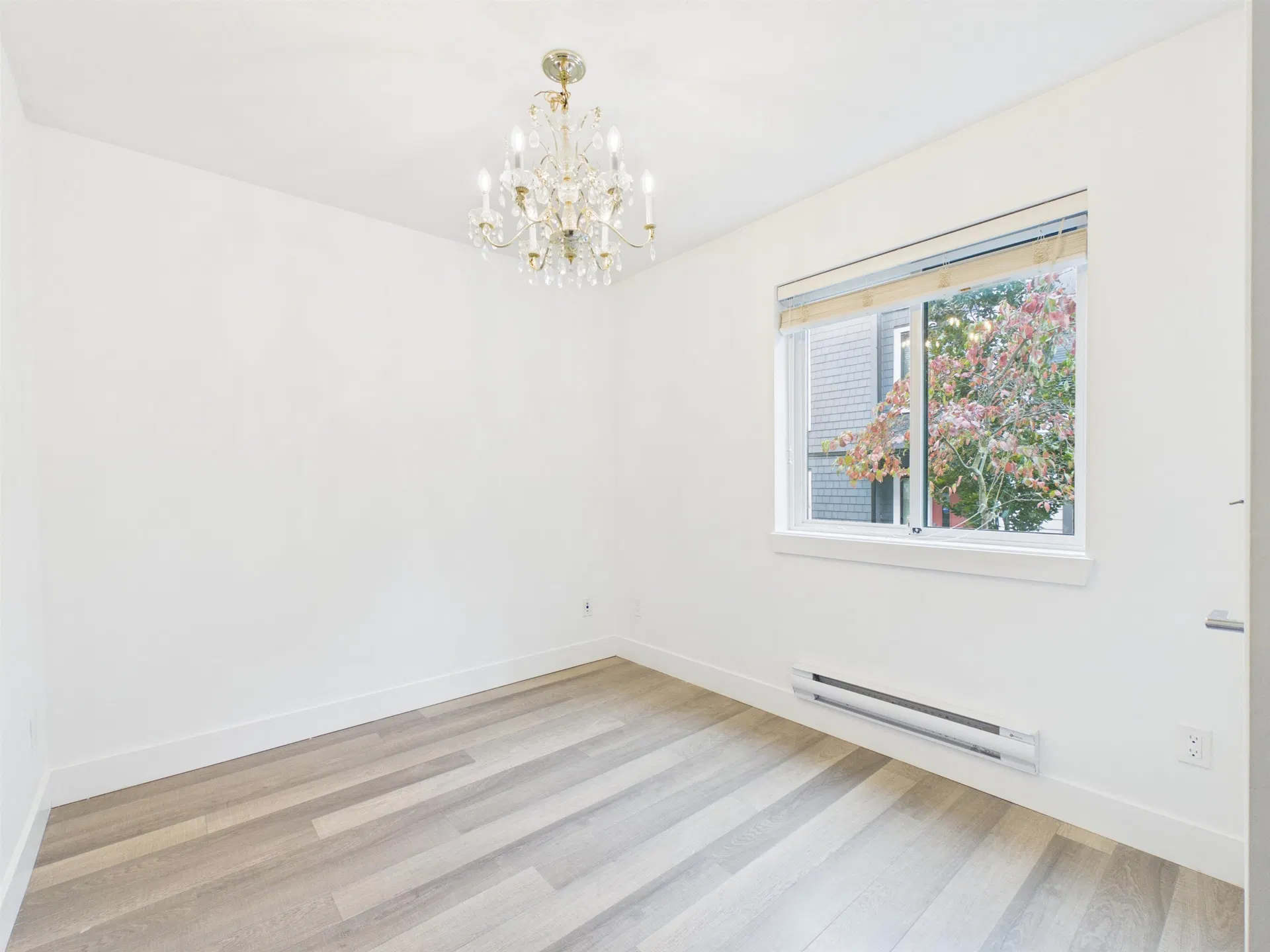 Photo 5 of 39 at #13 – 16760 25 Avenue