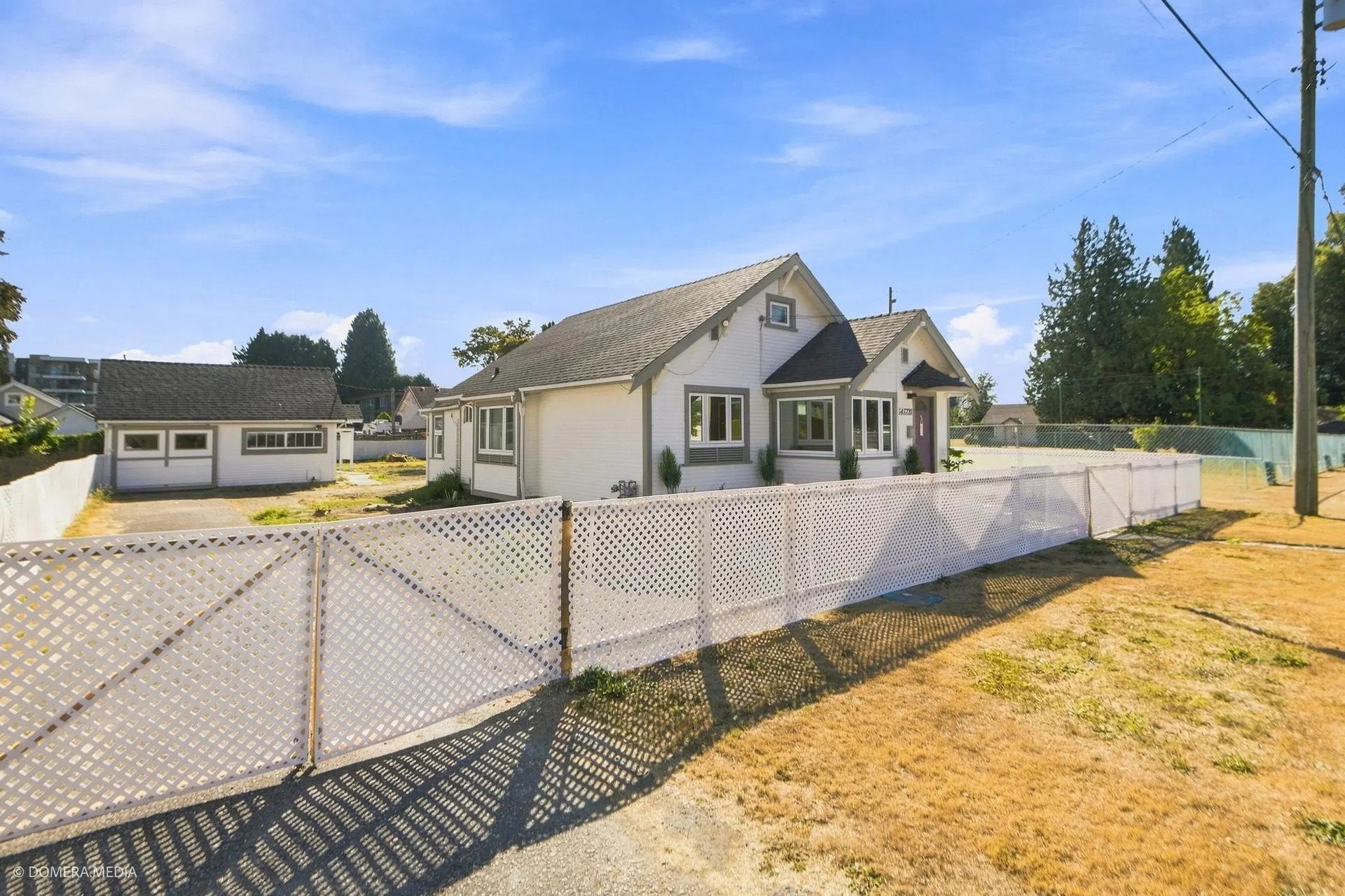 Photo 4 of 27 at 45720 Princess Avenue
