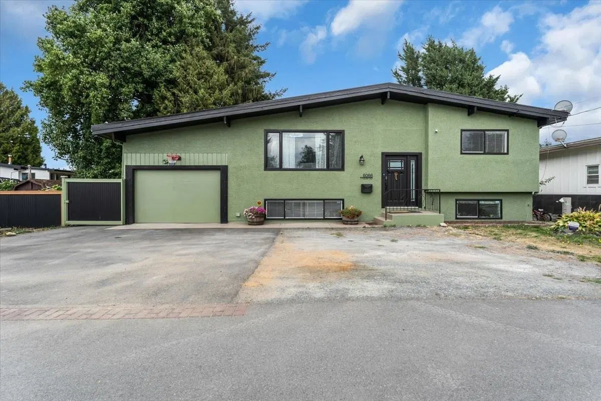 Photo 1 of 33 at 6066 Tyson Road