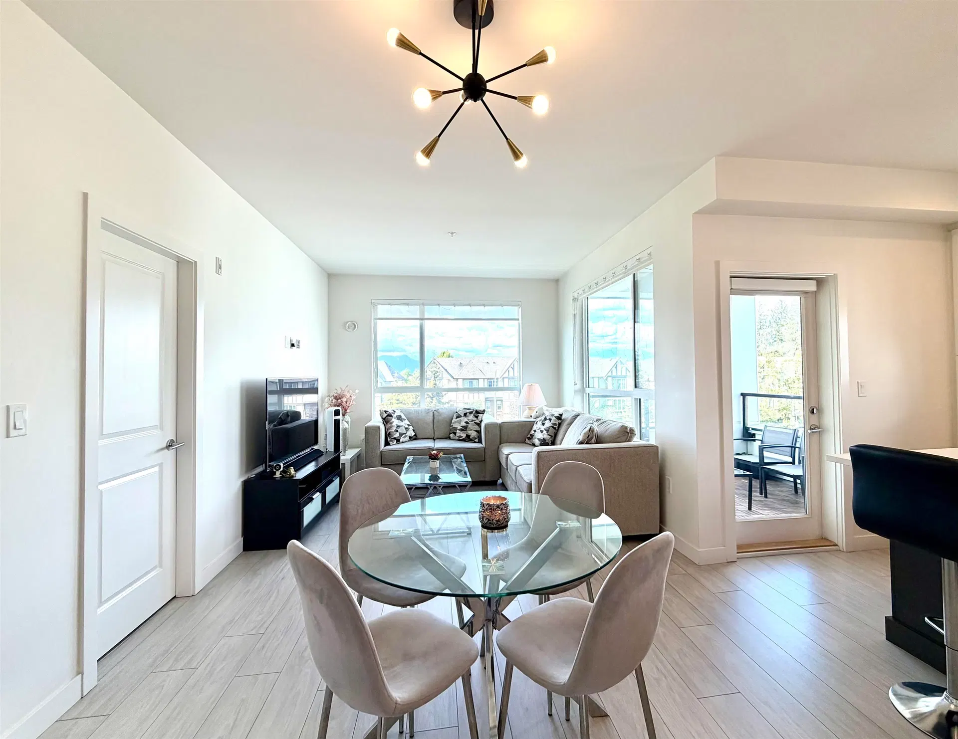 Photo 4 of 19 at B316 – 20834 80 Avenue