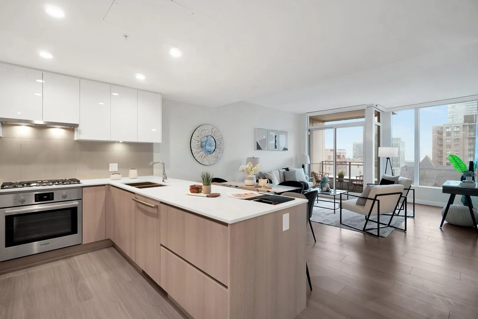 Photo 1 of 27 at #601 – 618 Carnarvon Street