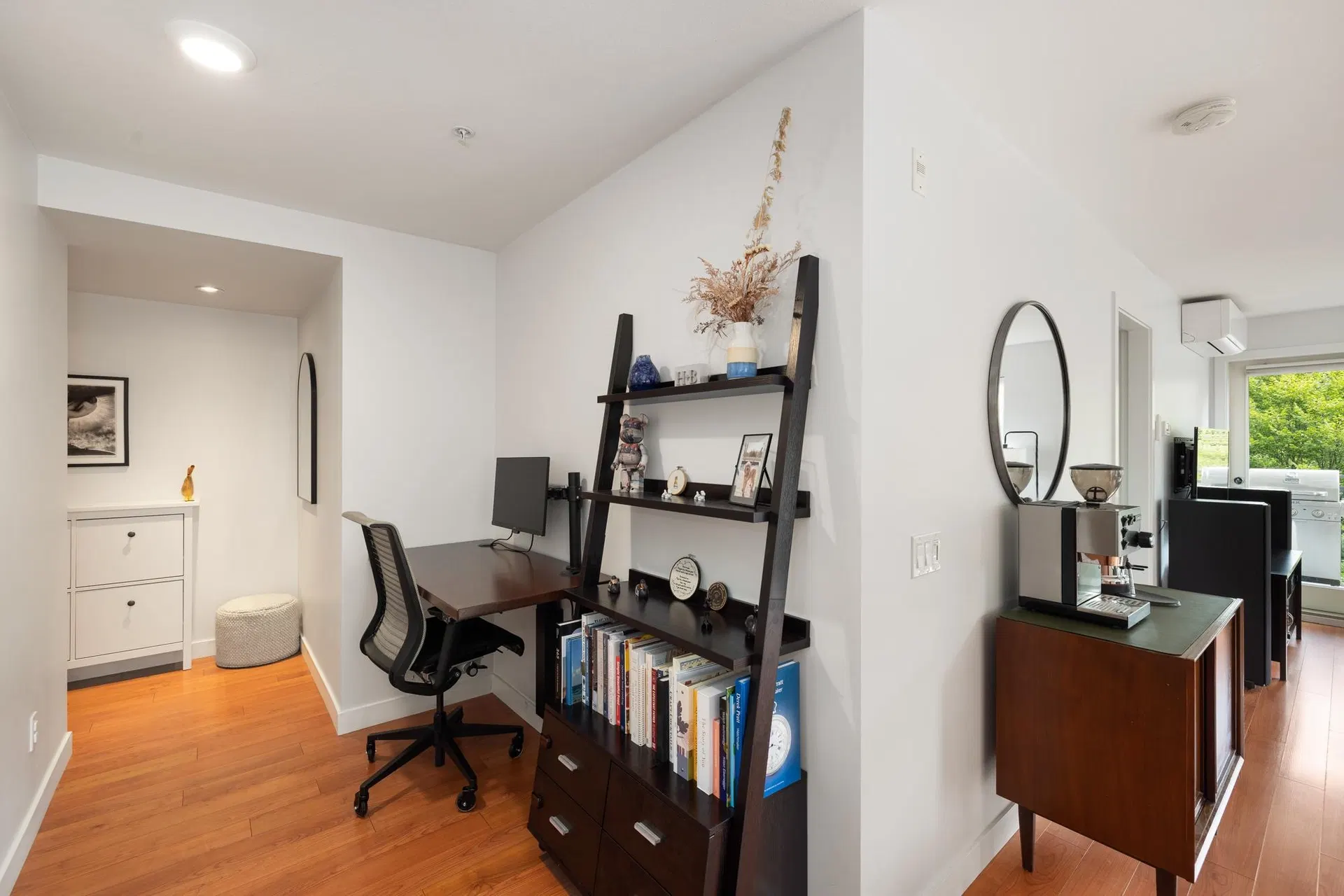Photo 3 of 35 at #316 – 221 E 3rd Street