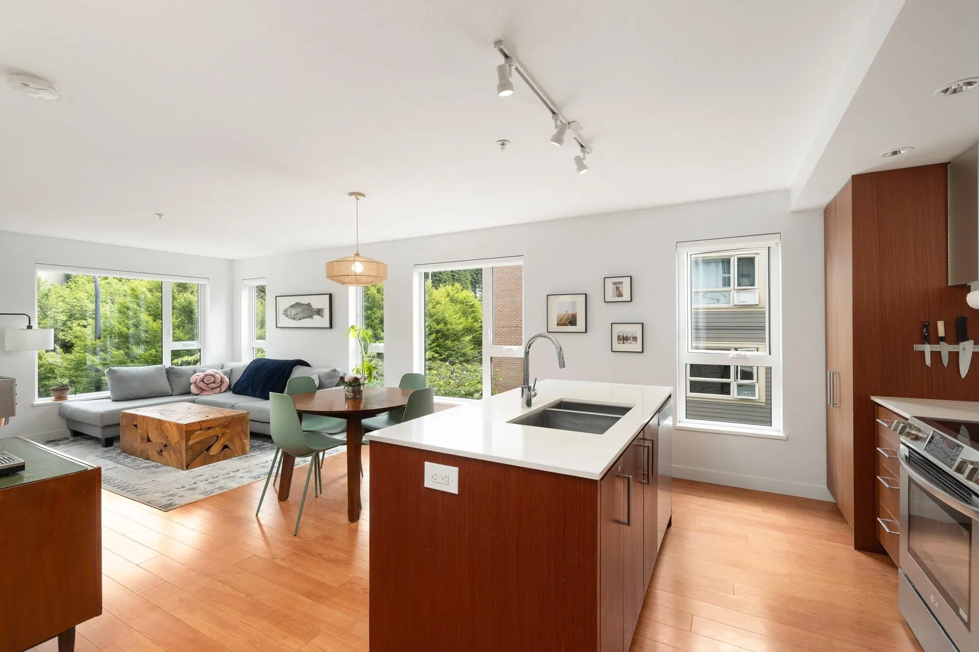 Photo 5 of 35 at #316 – 221 E 3rd Street