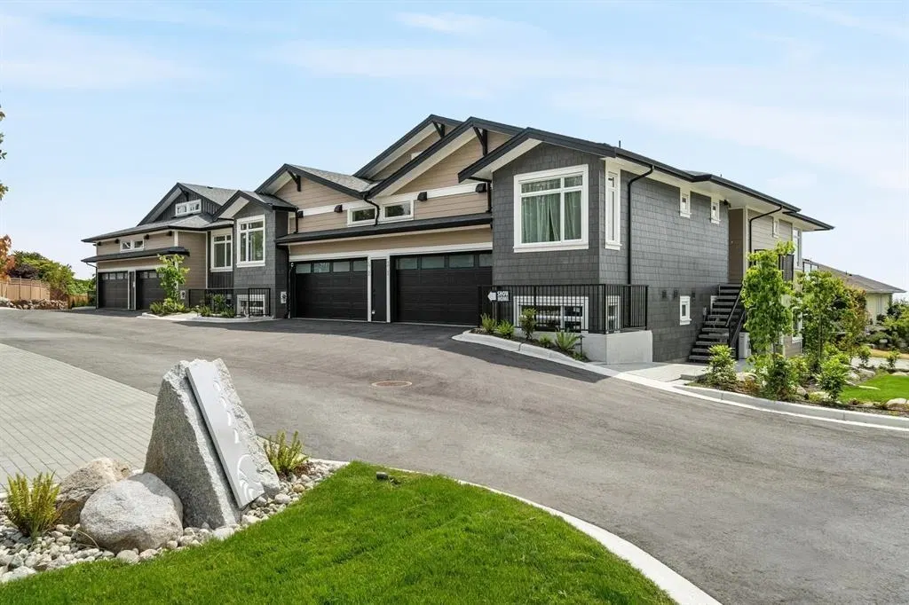 Photo 2 of 16 at #4 – 5522 Mccourt Road