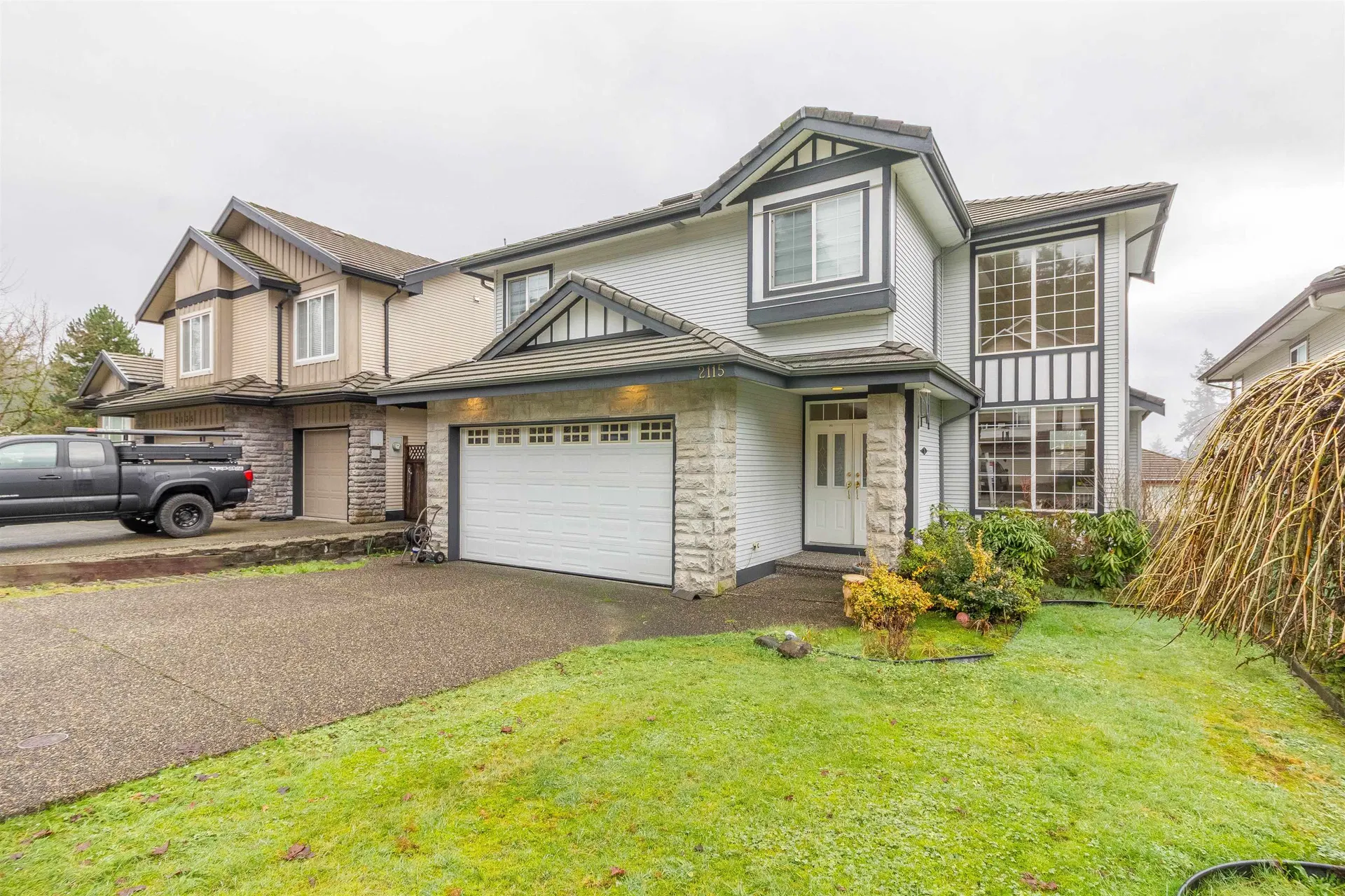 Photo 1 of 40 at 2115 Berkshire Crescent