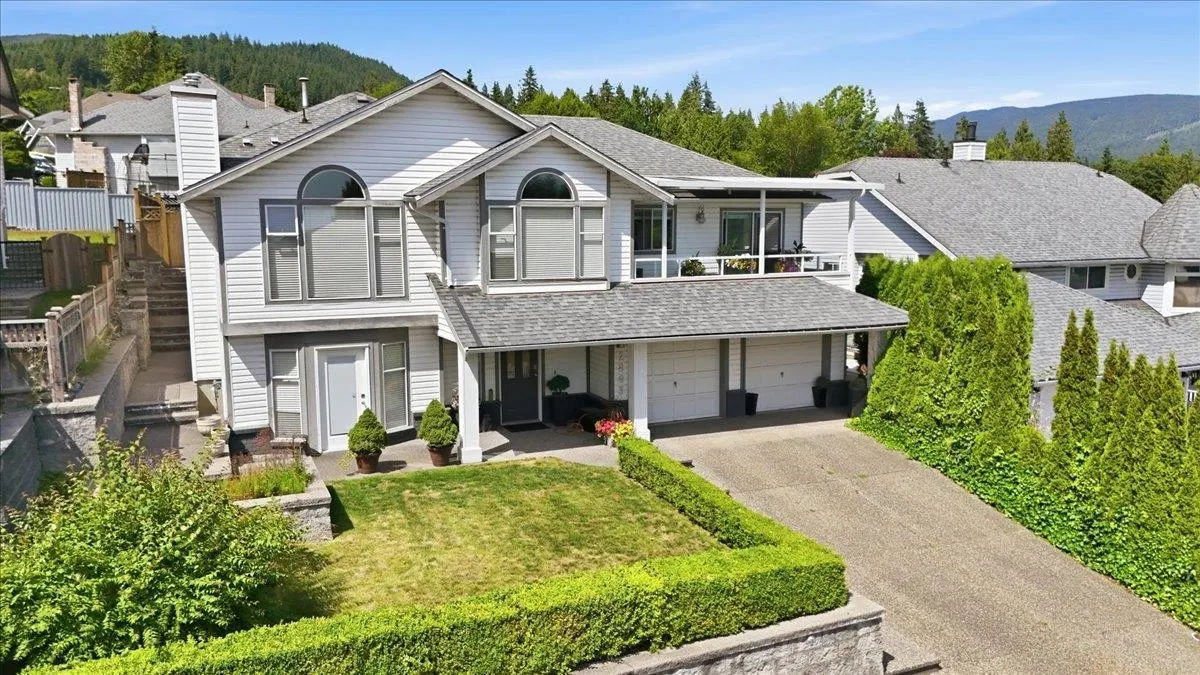 Photo 1 of 40 at 2893 Delahaye Drive