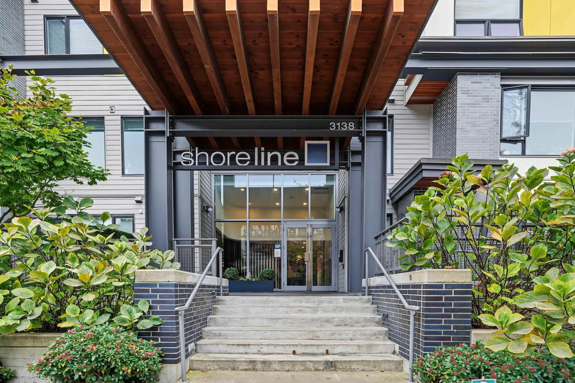 #327 – 3138 Riverwalk Avenue