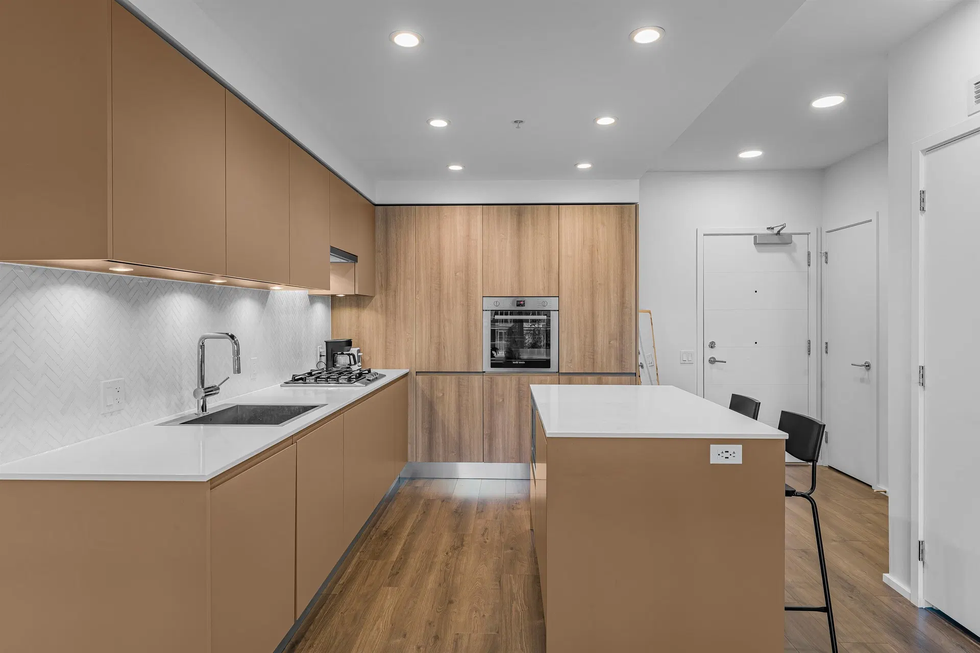 Photo 5 of 24 at #408 – 3809 Evergreen Place
