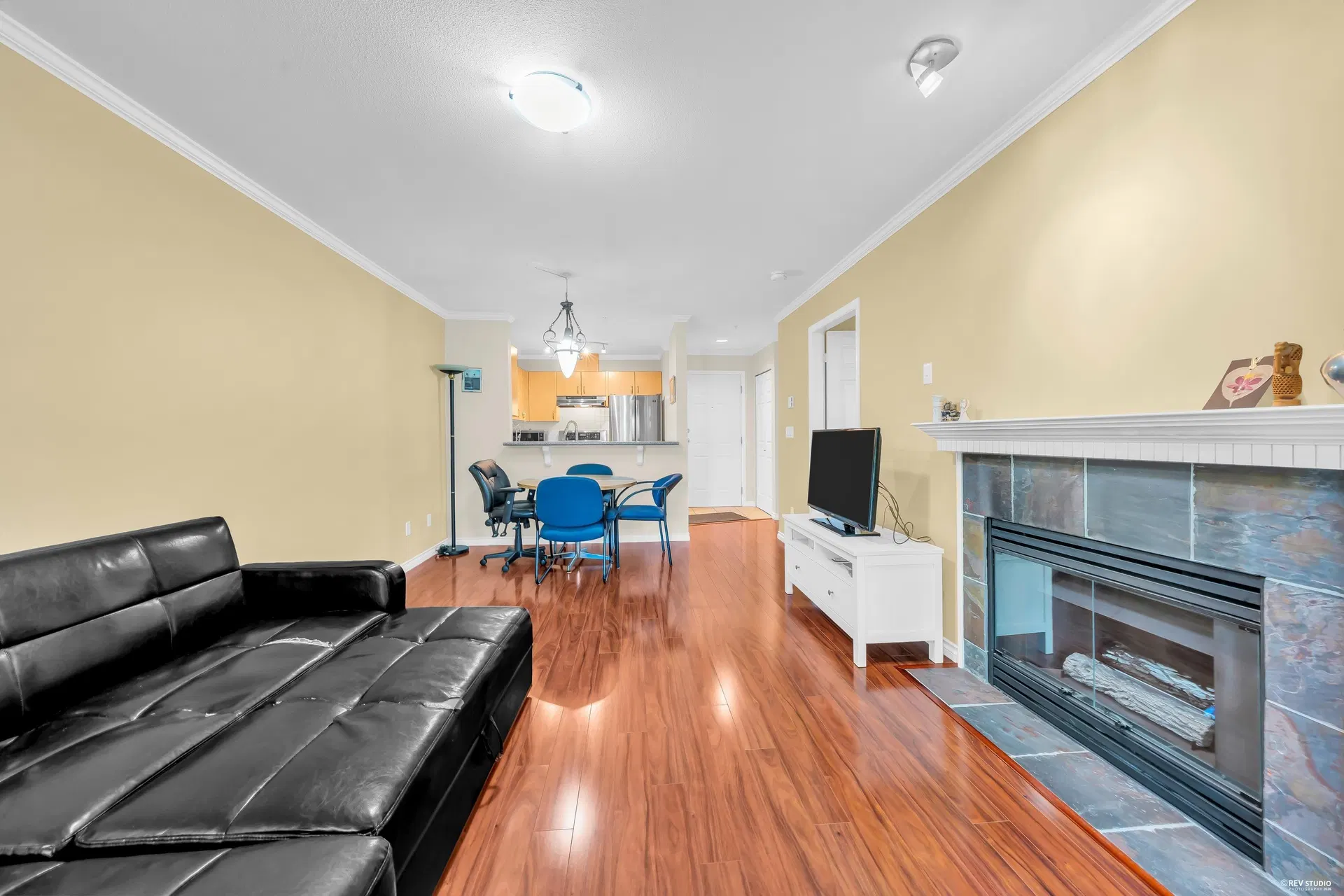 Photo 4 of 17 at #210 – 175 E 10th Street