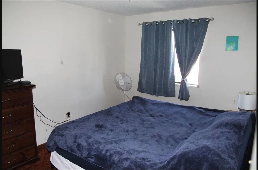 Photo 5 of 6 at #316 – 45749 Spadina Street
