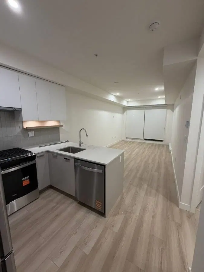 Photo 4 of 9 at #321 – 13760 76 A Avenue