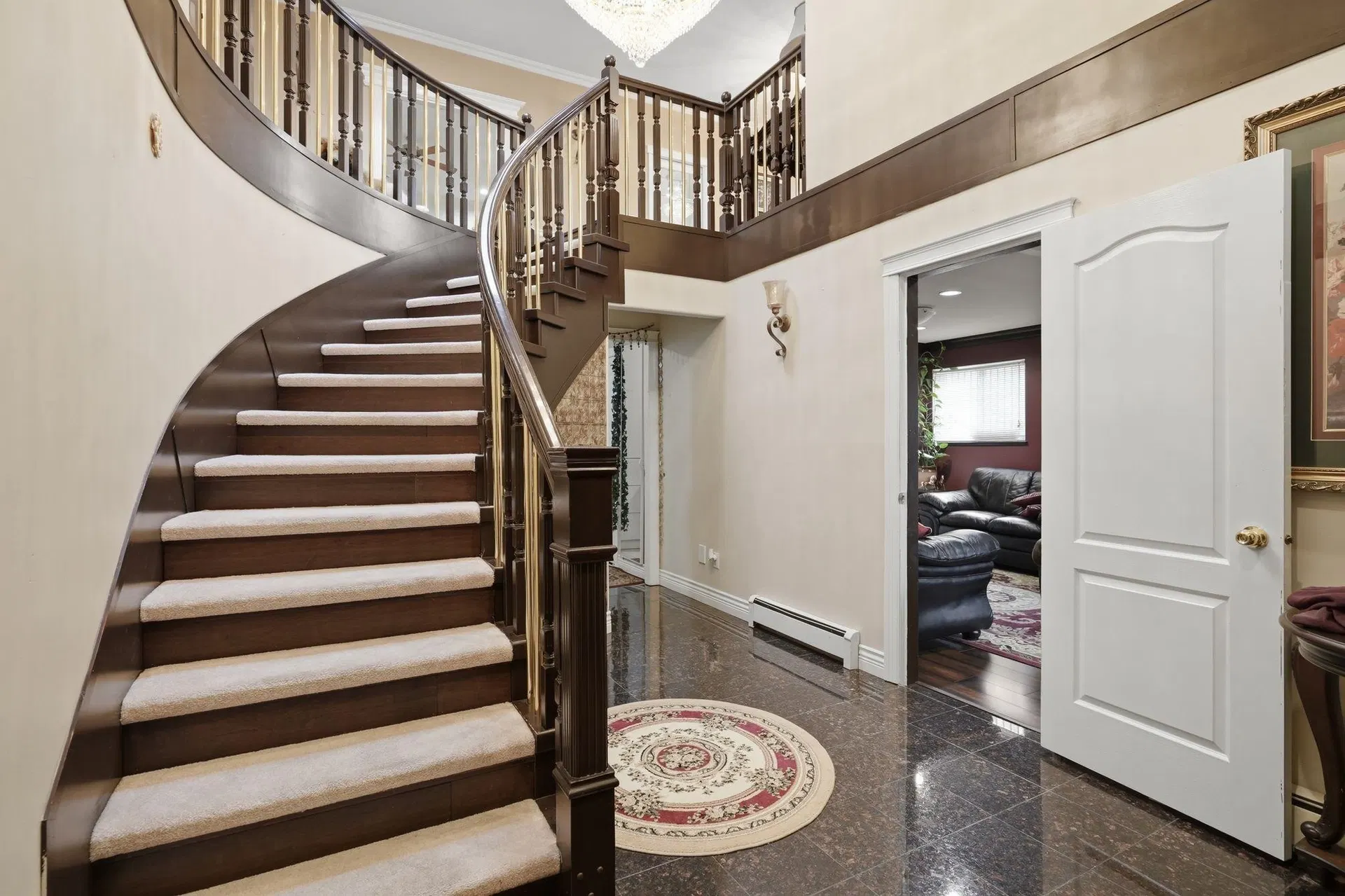 Photo 3 of 31 at 7836 127 Street