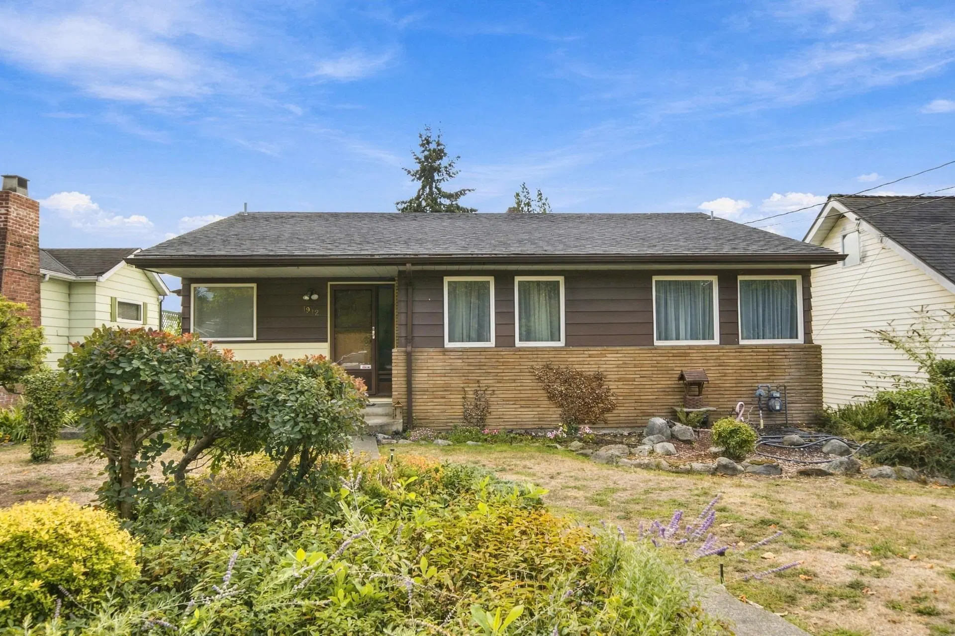 Photo 1 of 13 at 1912 London Street
