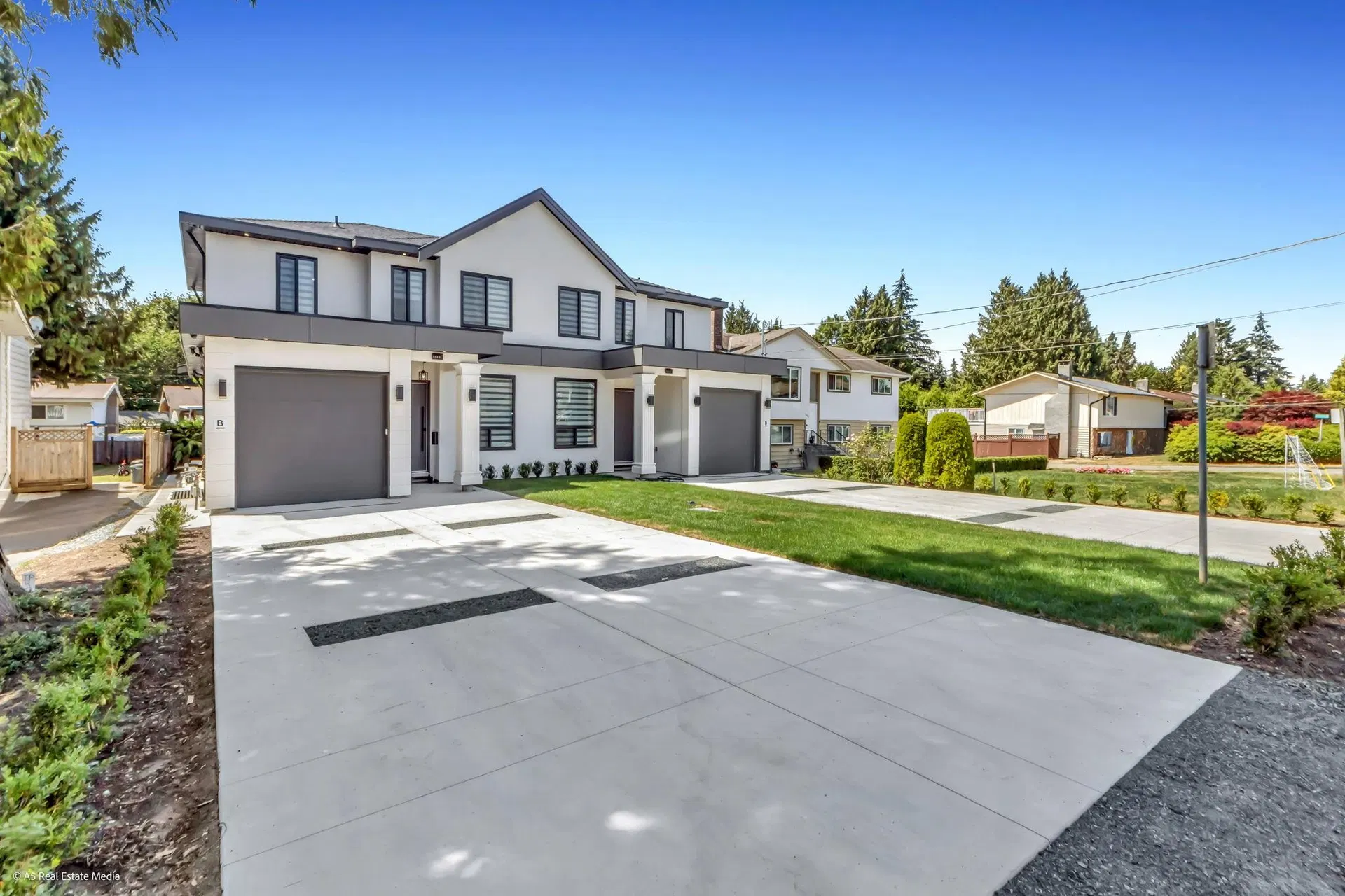 Photo 1 of 40 at 7083 115 Street