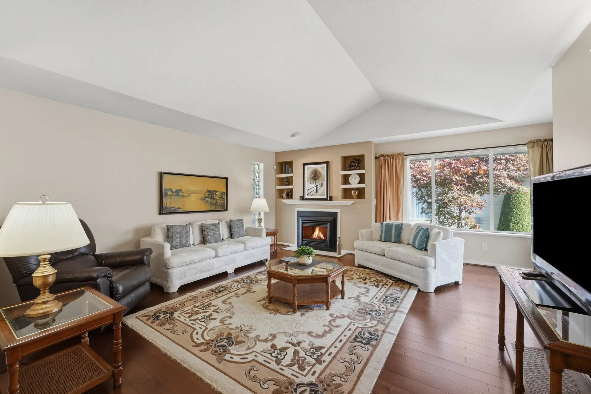 Photo 4 of 36 at #107 – 10172 141 Street