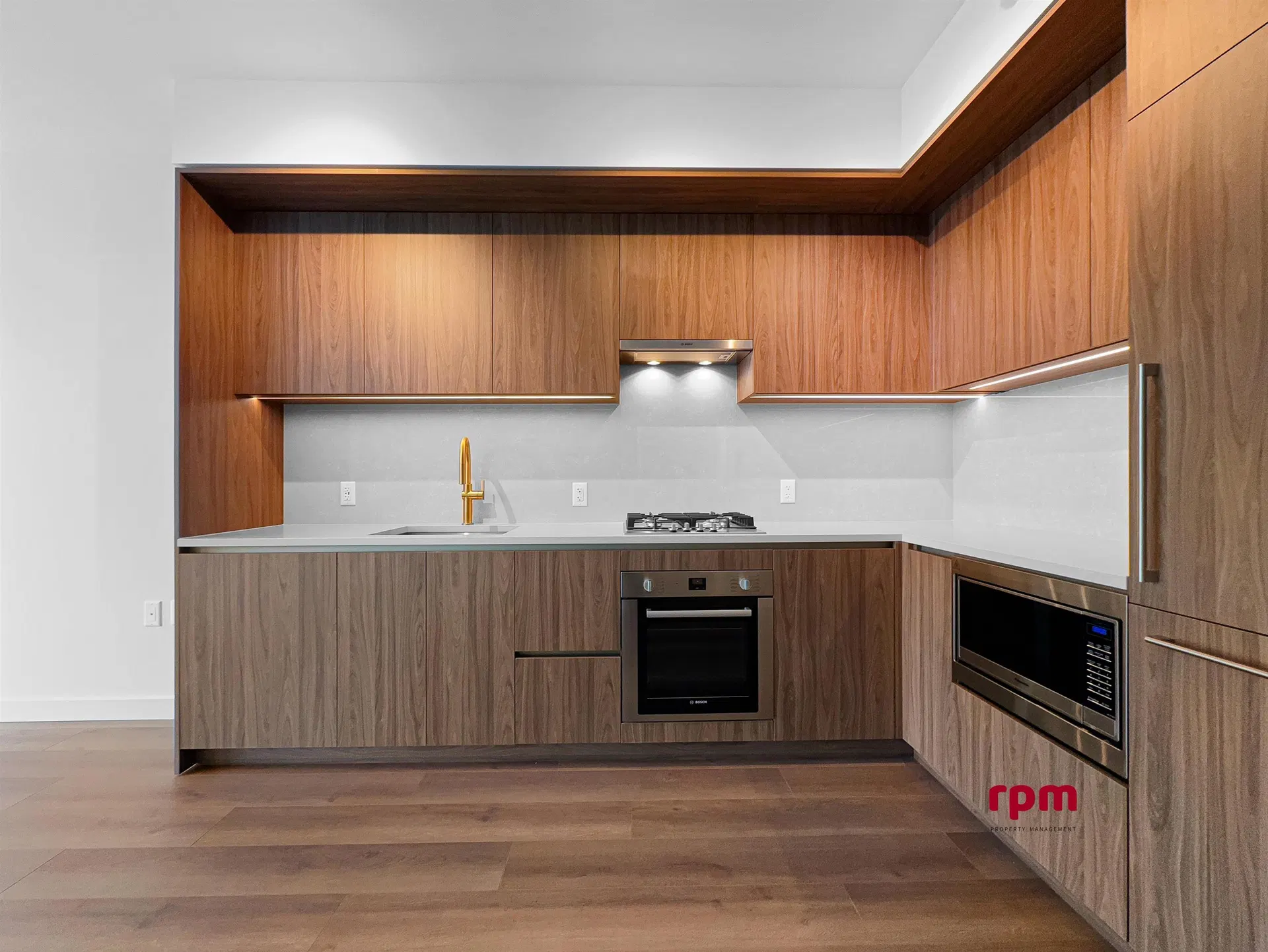 Photo 2 of 13 at #4xx – 5987 Wilson Avenue
