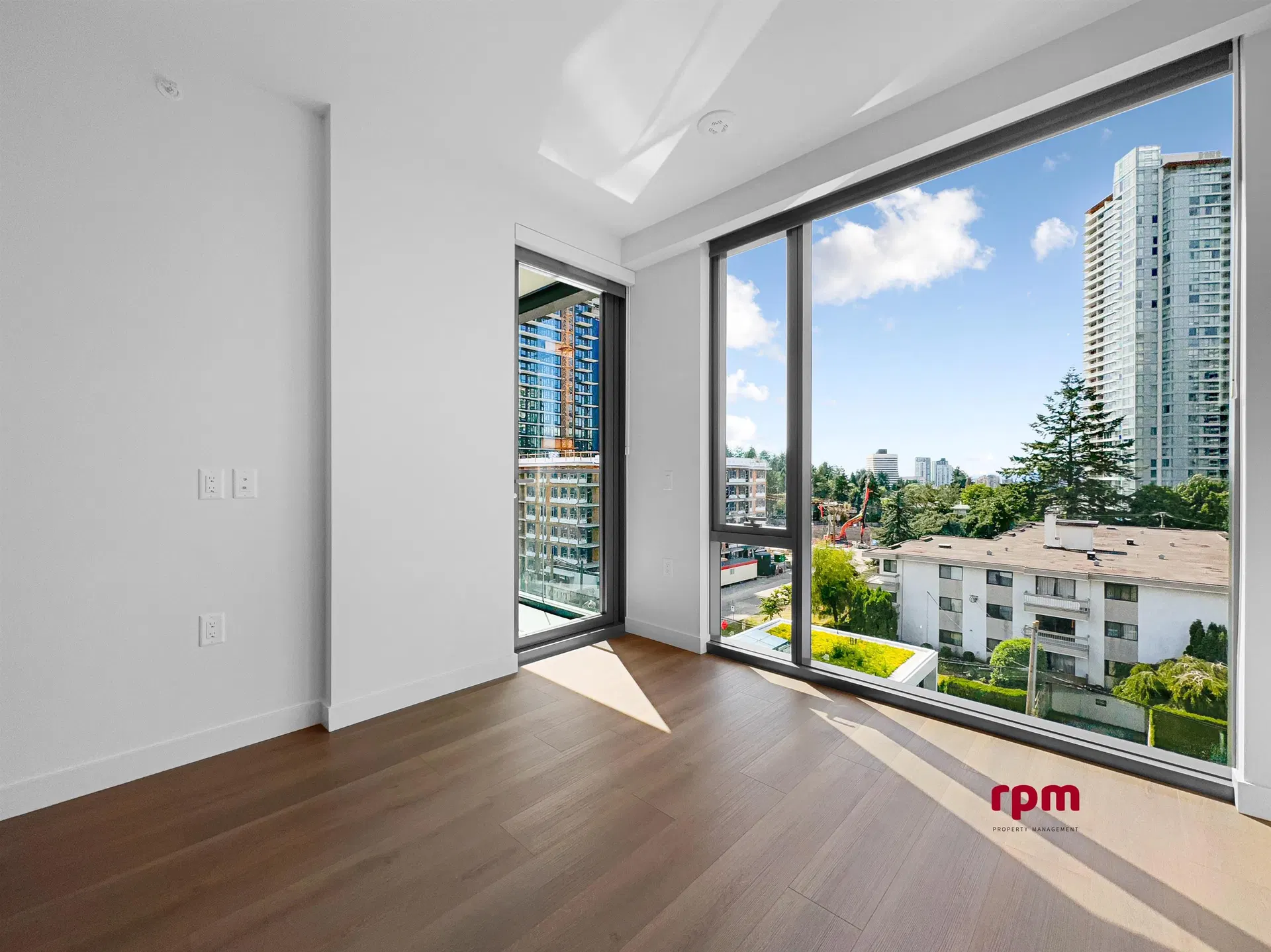 Photo 4 of 13 at #4xx – 5987 Wilson Avenue