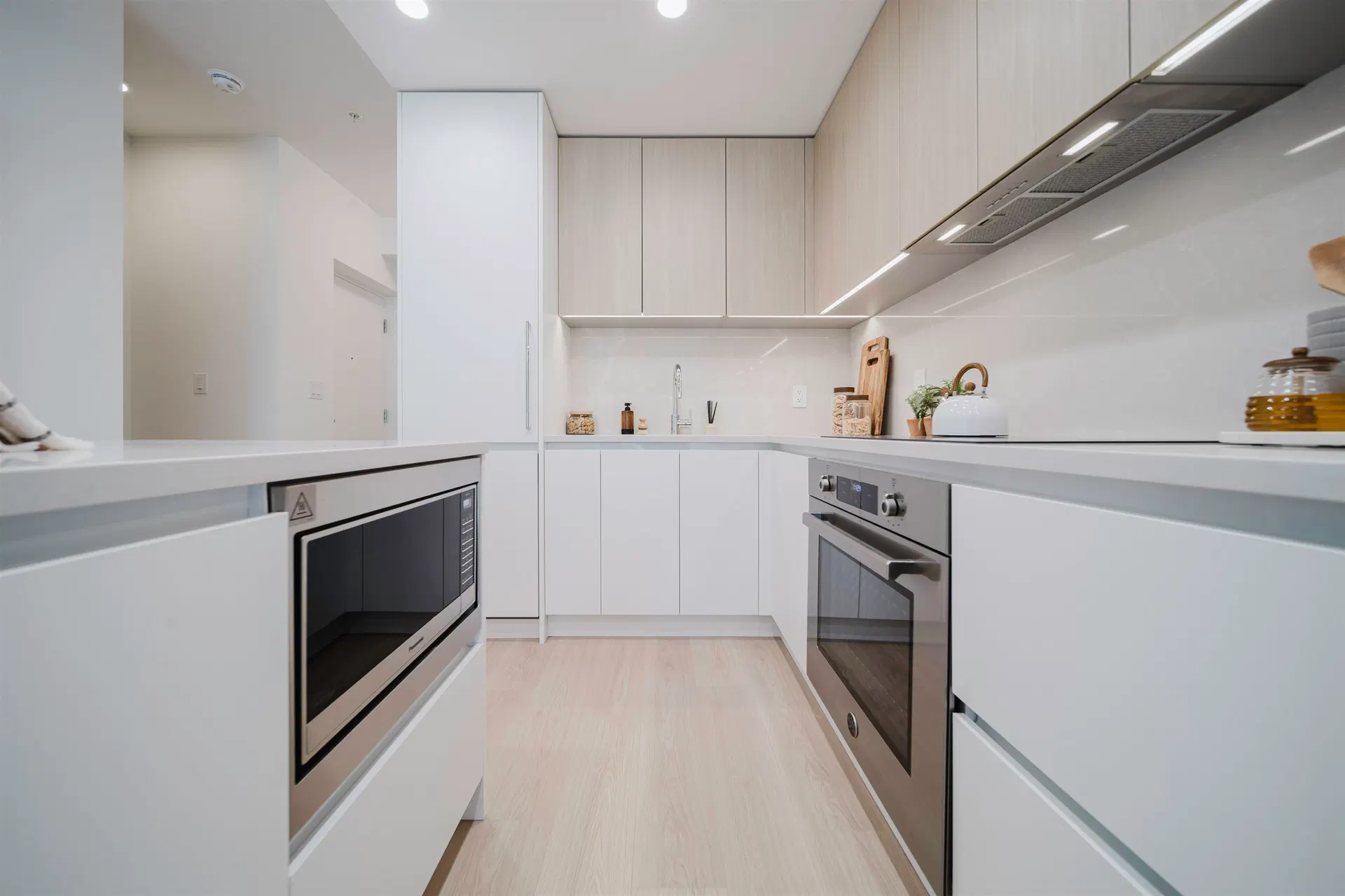 Photo 5 of 17 at #106 – 595 Kemsley Avenue