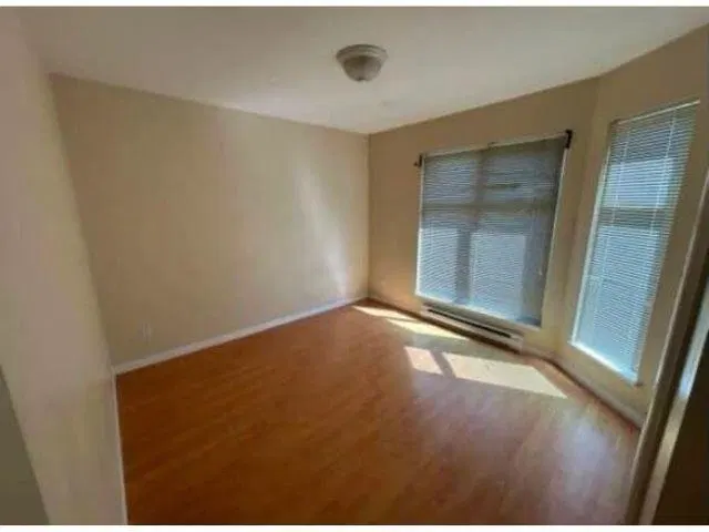 Photo 3 of 9 at #401 – 1099 W 71st Avenue