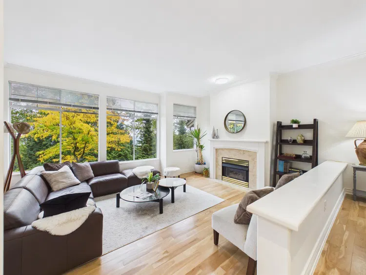 Photo 3 of 40 at #5 – 2979 Panorama Drive