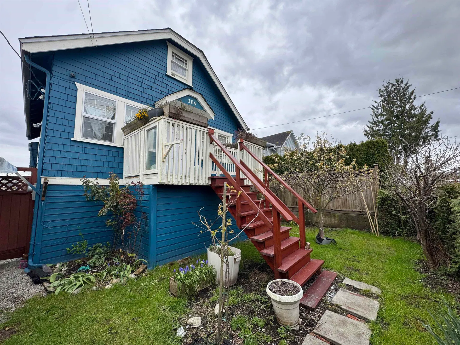 Photo 1 of 27 at 309 Boyne Street