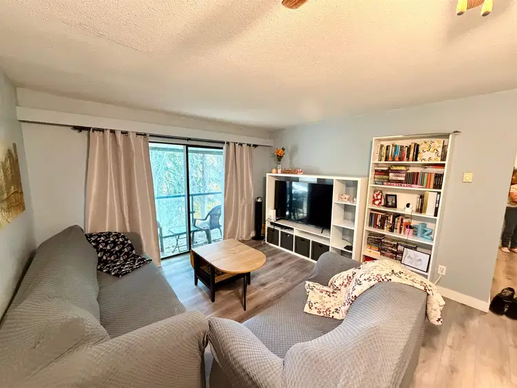 #302 – 33598 George Ferguson Way
