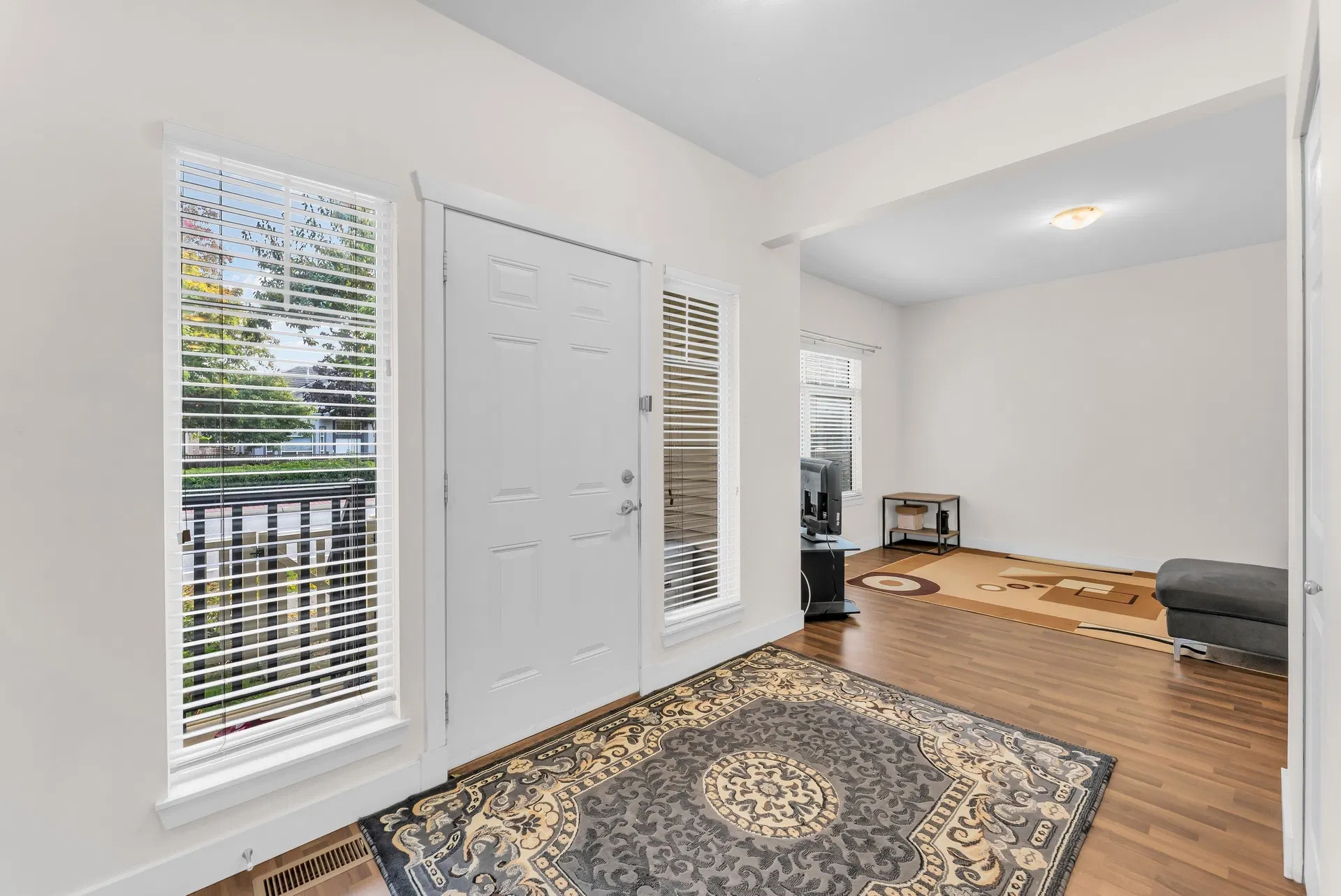 Photo 3 of 40 at #35 – 6195 168 Street