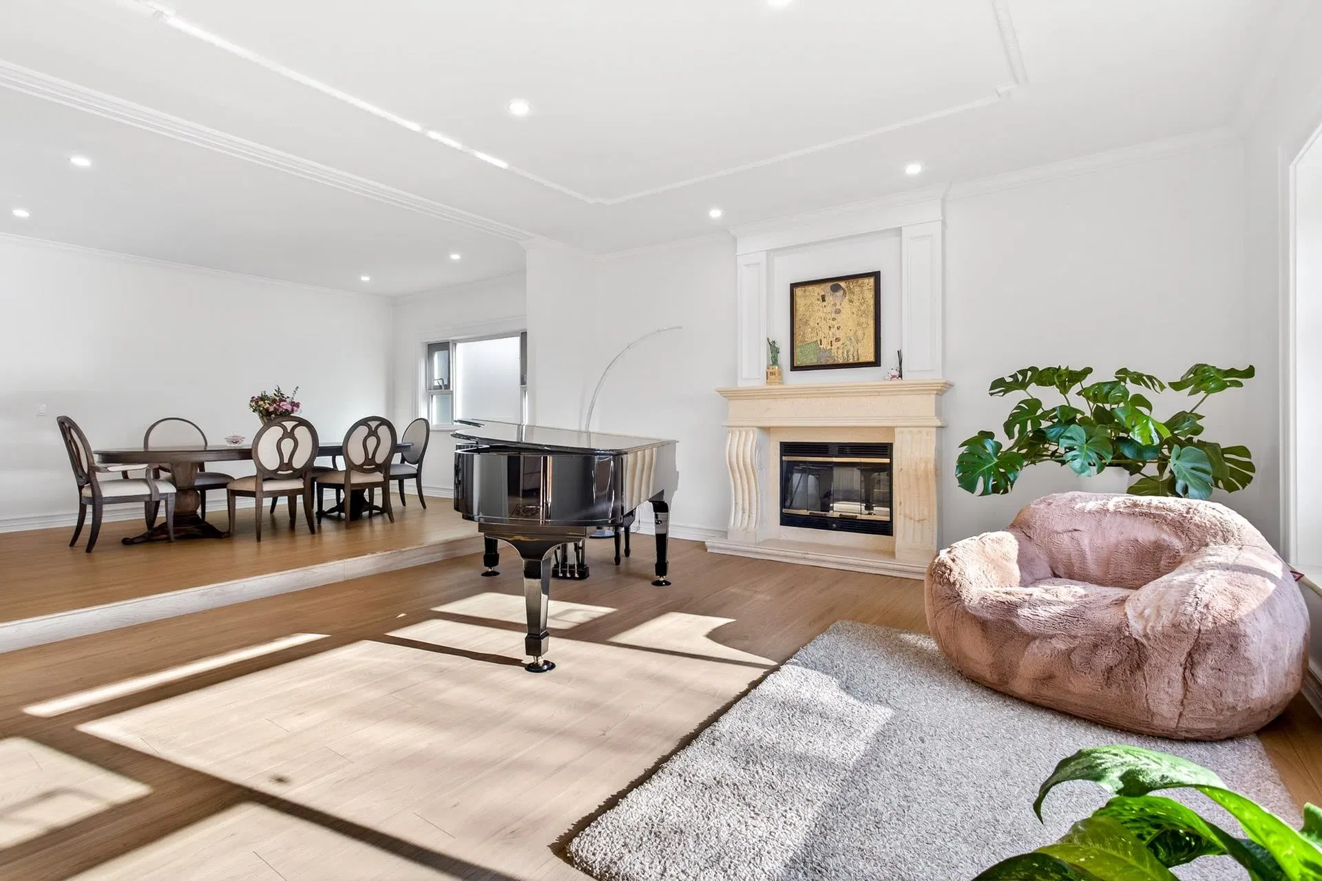 Photo 5 of 29 at 1369 W 55th Avenue