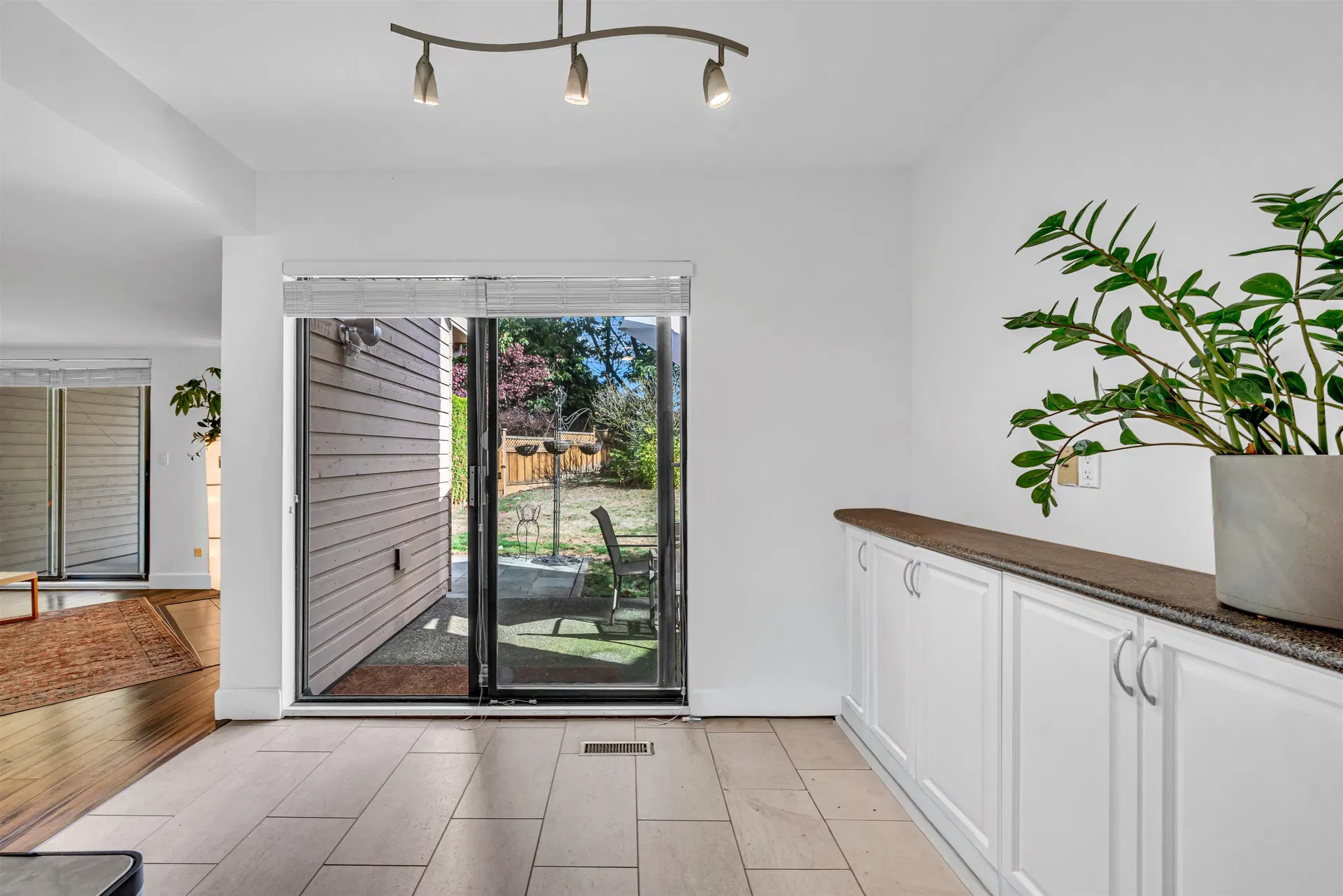 Photo 5 of 30 at 7237 Quatsino Drive