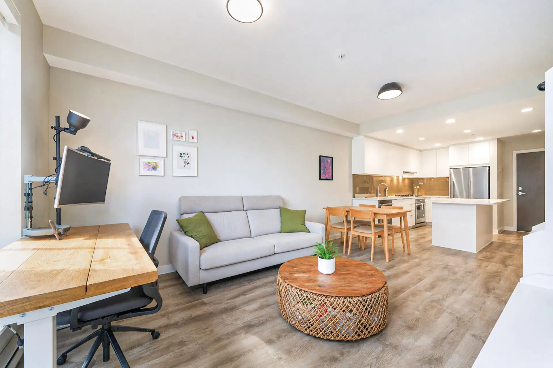 #307 – 615 Cottonwood Avenue