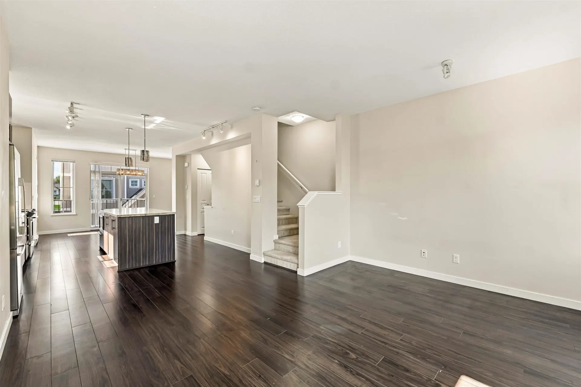 Photo 5 of 38 at #76 – 31032 Westridge Place
