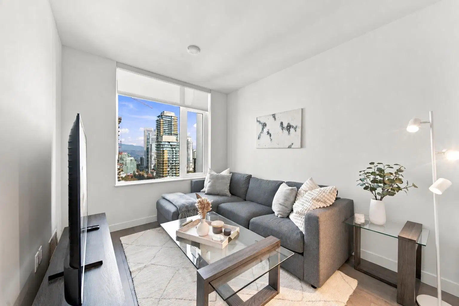 #2407 – 6468 Willingdon Avenue