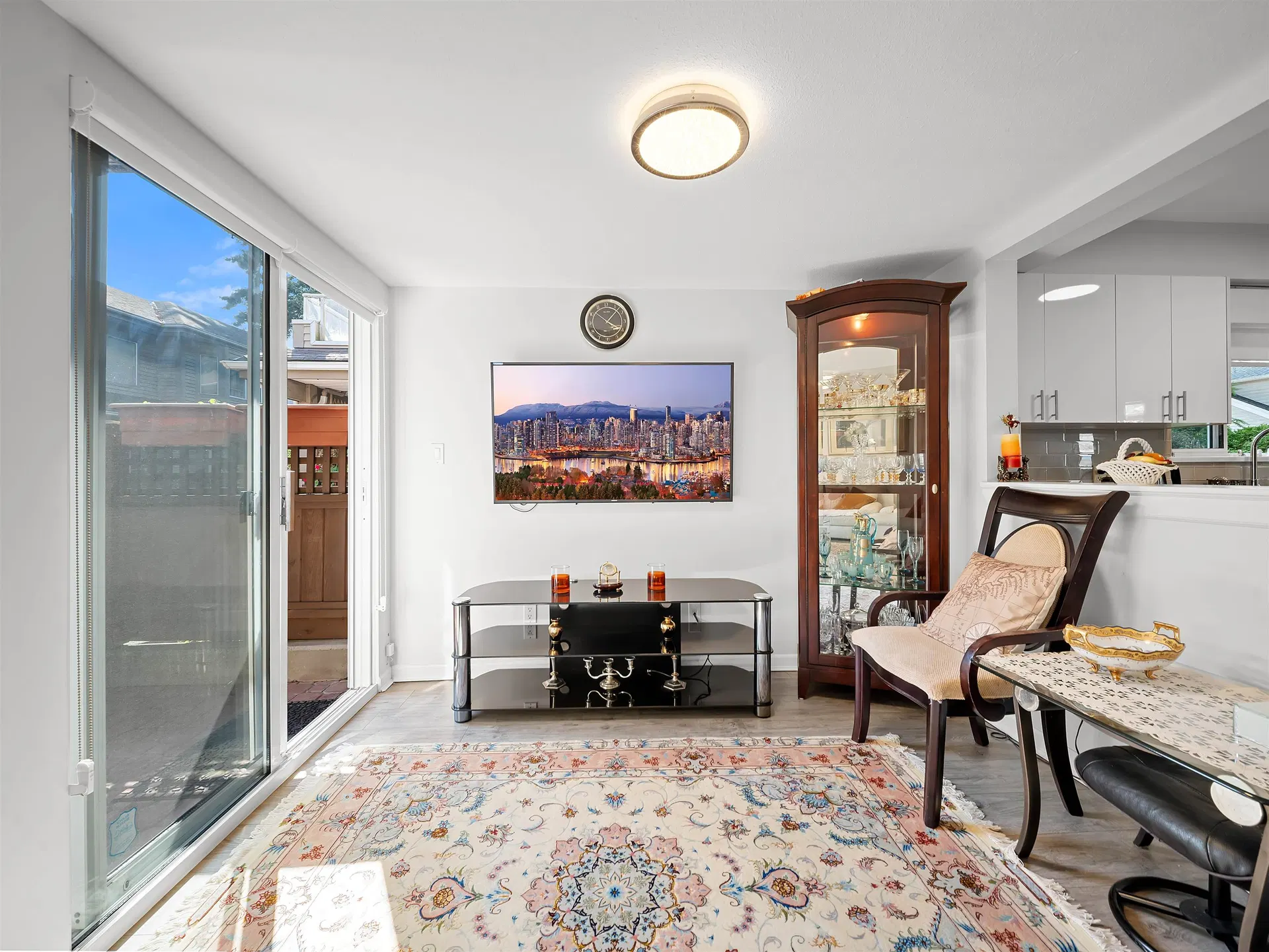 Photo 3 of 20 at #8 – 815 Tobruck Avenue