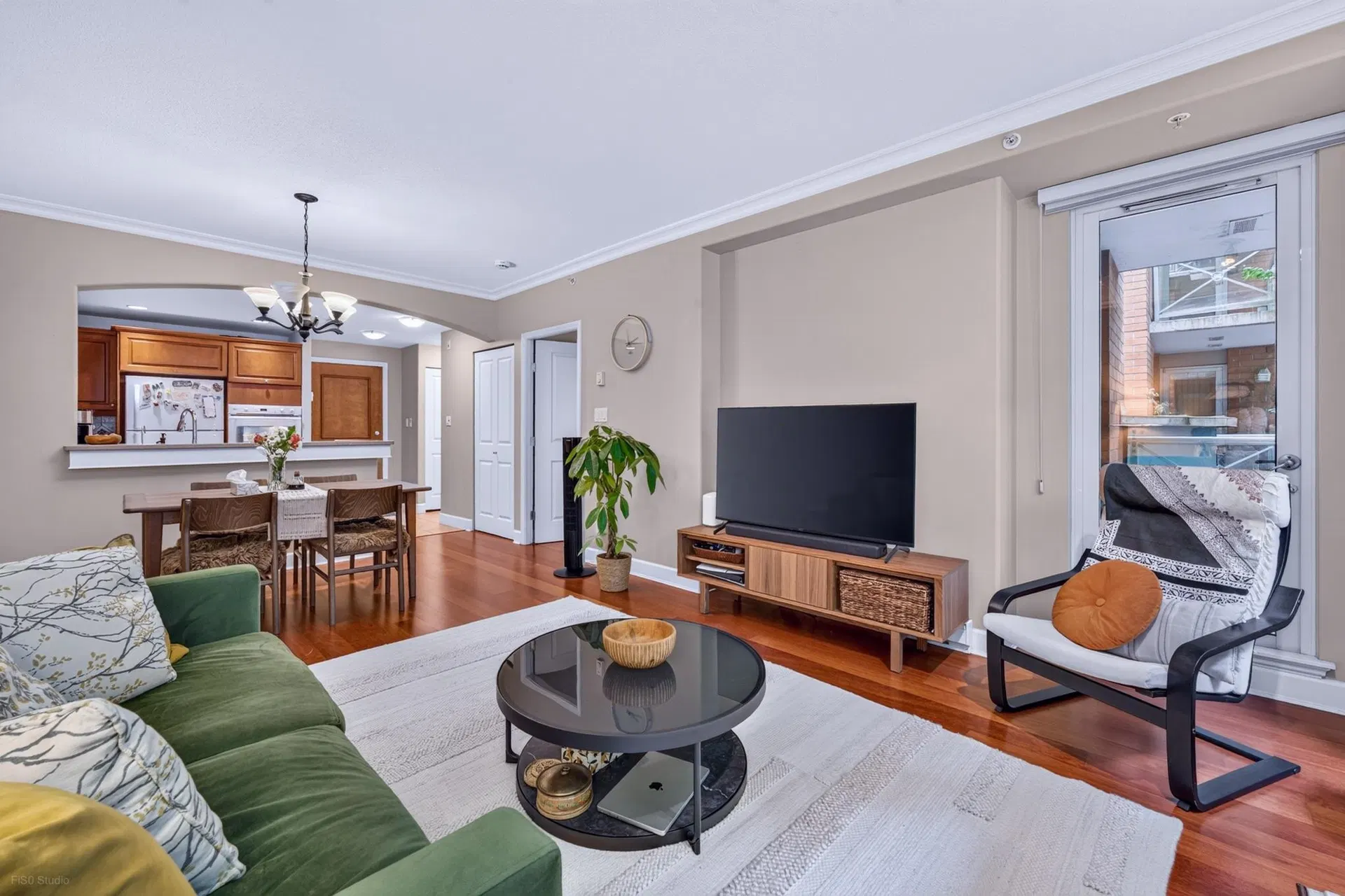 Photo 5 of 22 at #213 – 5770 Oak Street
