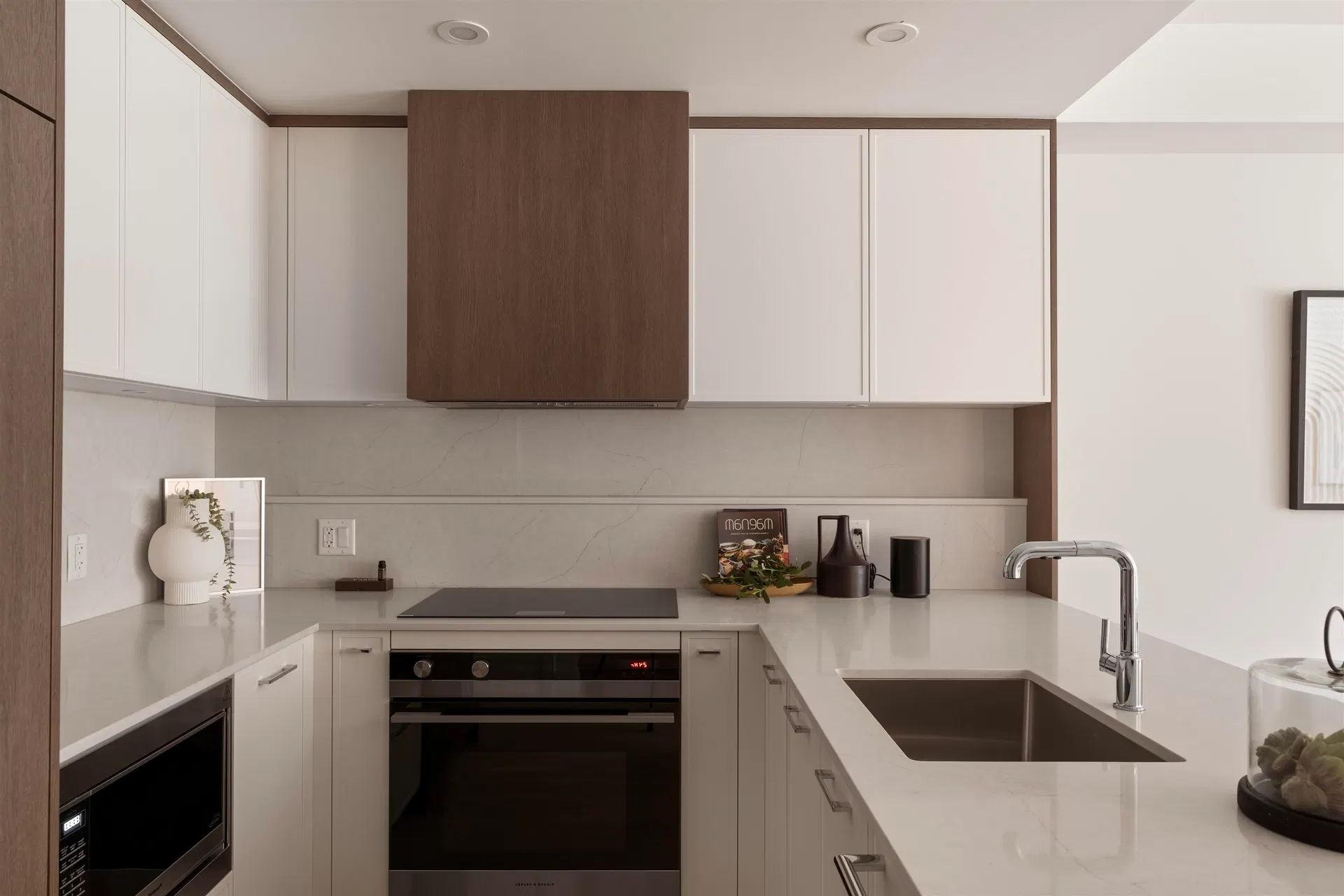 Photo 4 of 20 at #207 – 378 W 45th Avenue