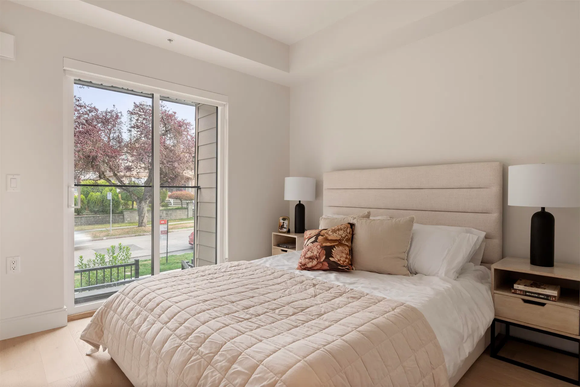 Photo 5 of 20 at #207 – 378 W 45th Avenue