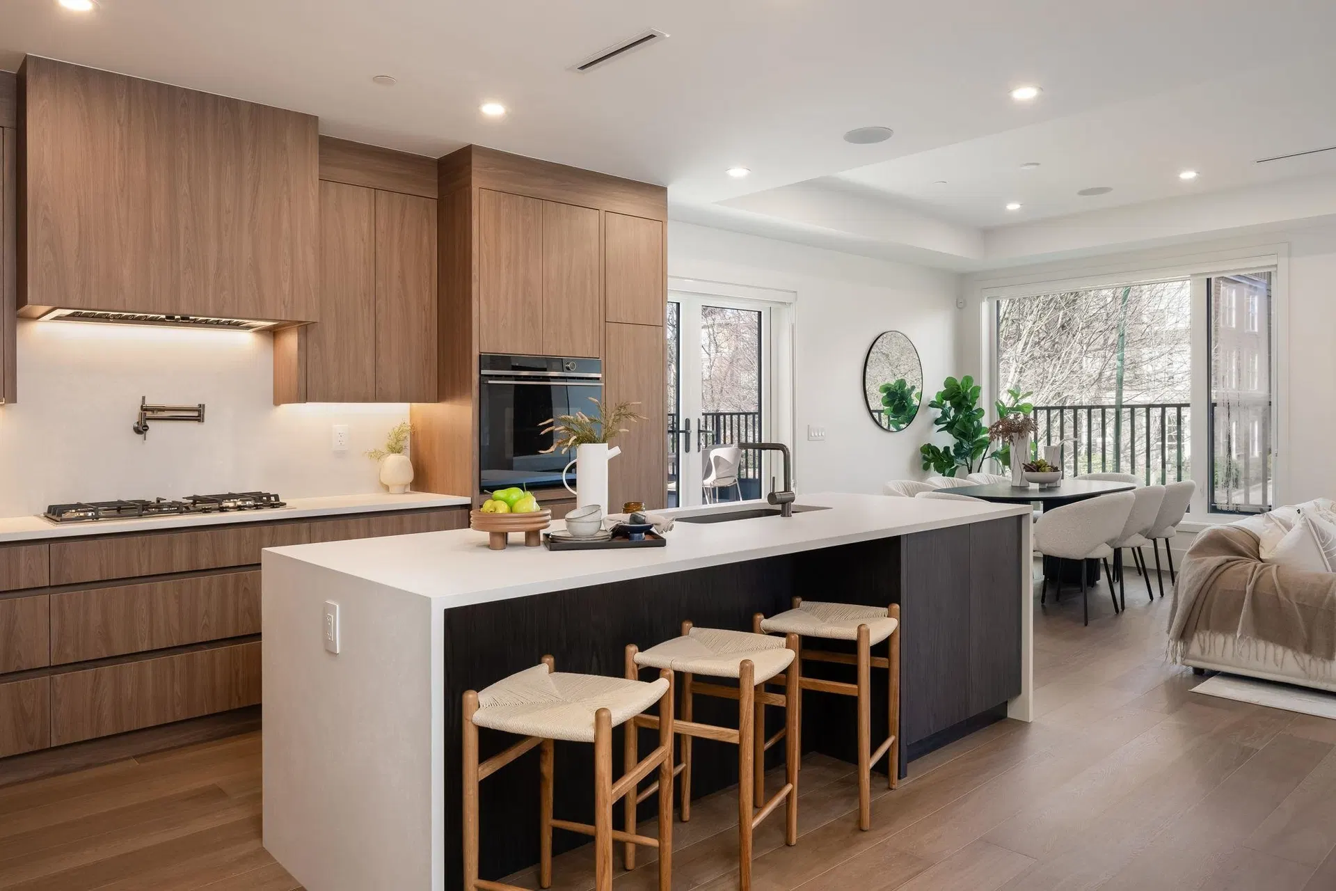 Photo 3 of 22 at #3 – 950 W 57th Avenue