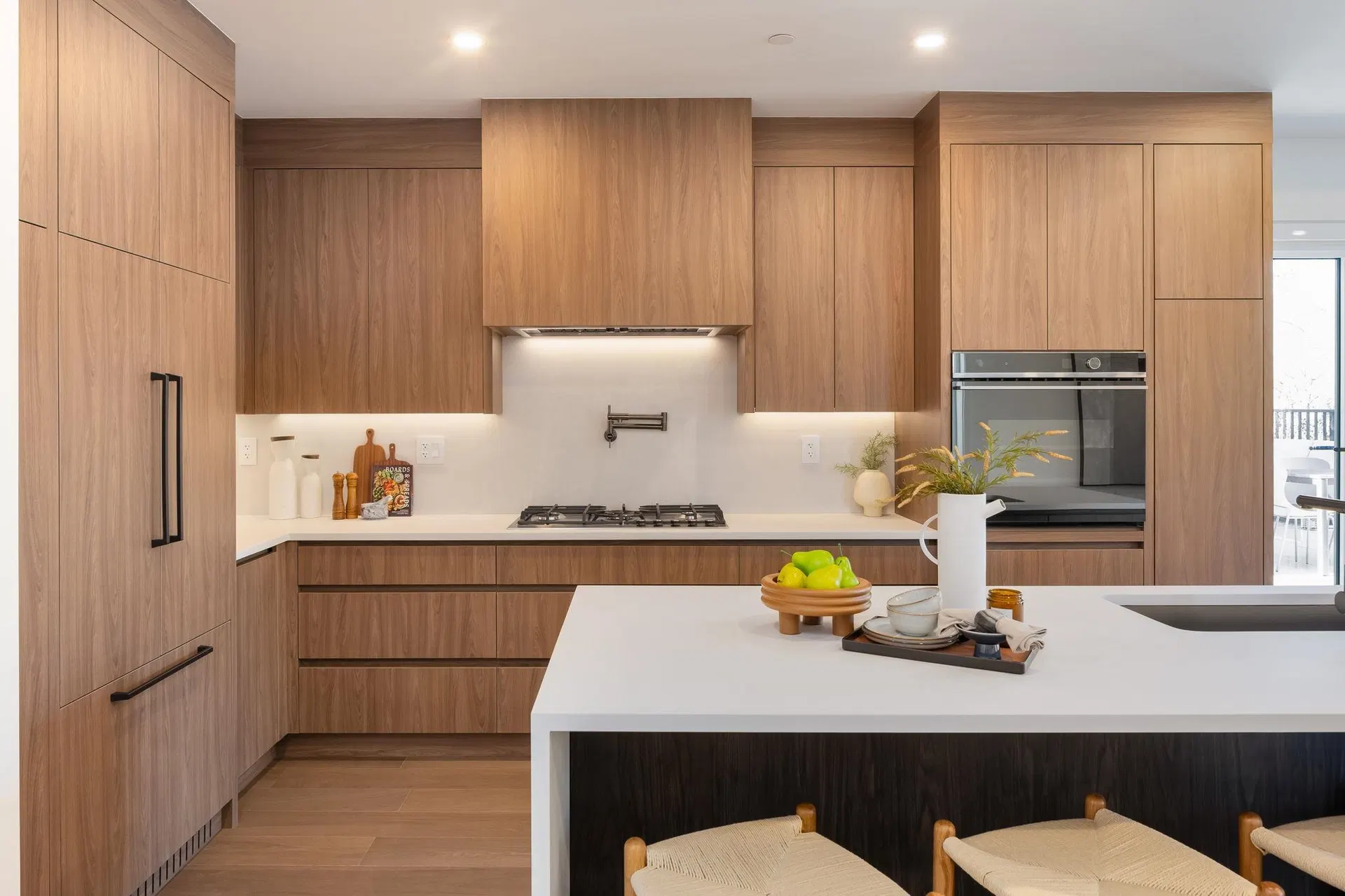Photo 4 of 22 at #3 – 950 W 57th Avenue