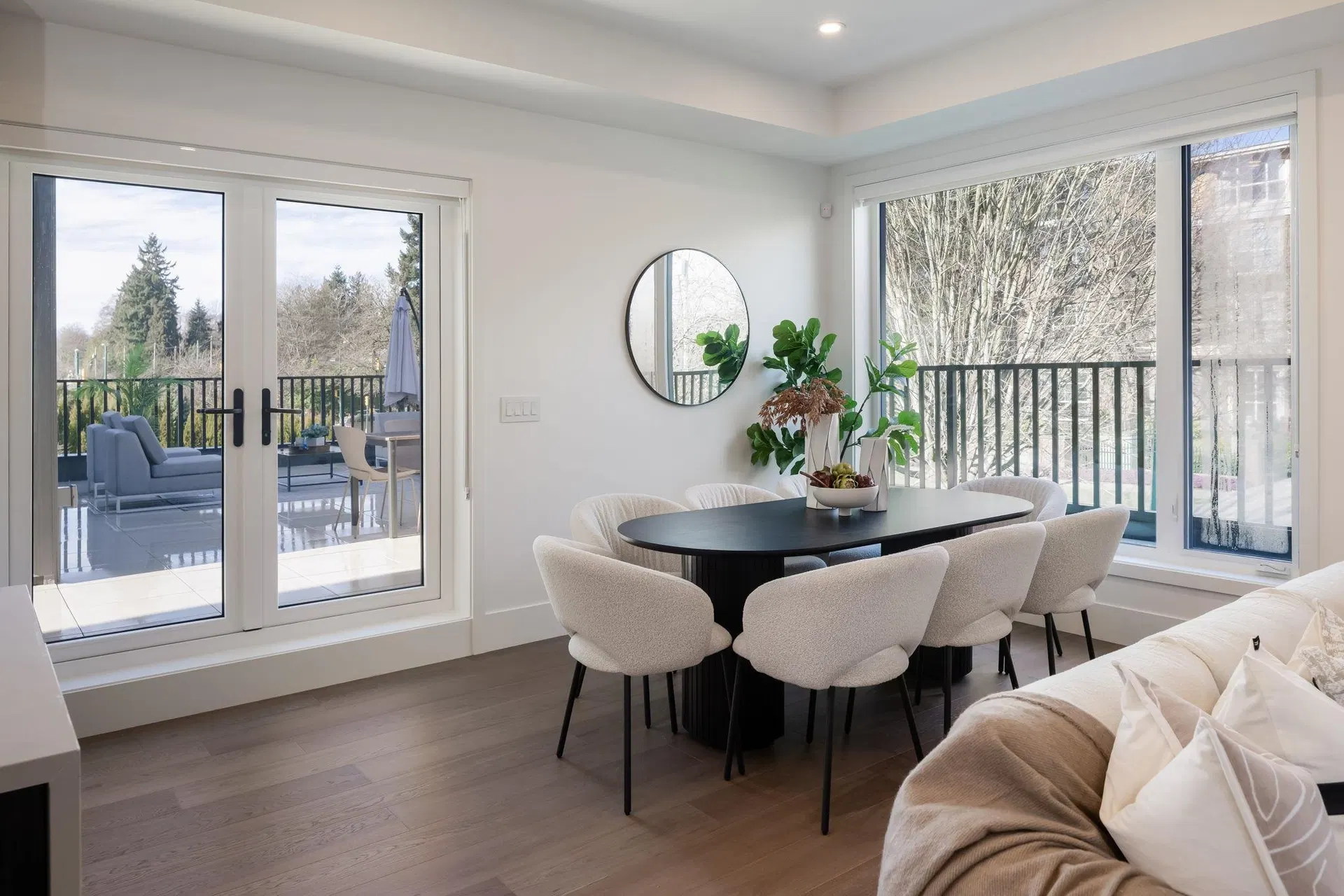 Photo 5 of 22 at #3 – 950 W 57th Avenue