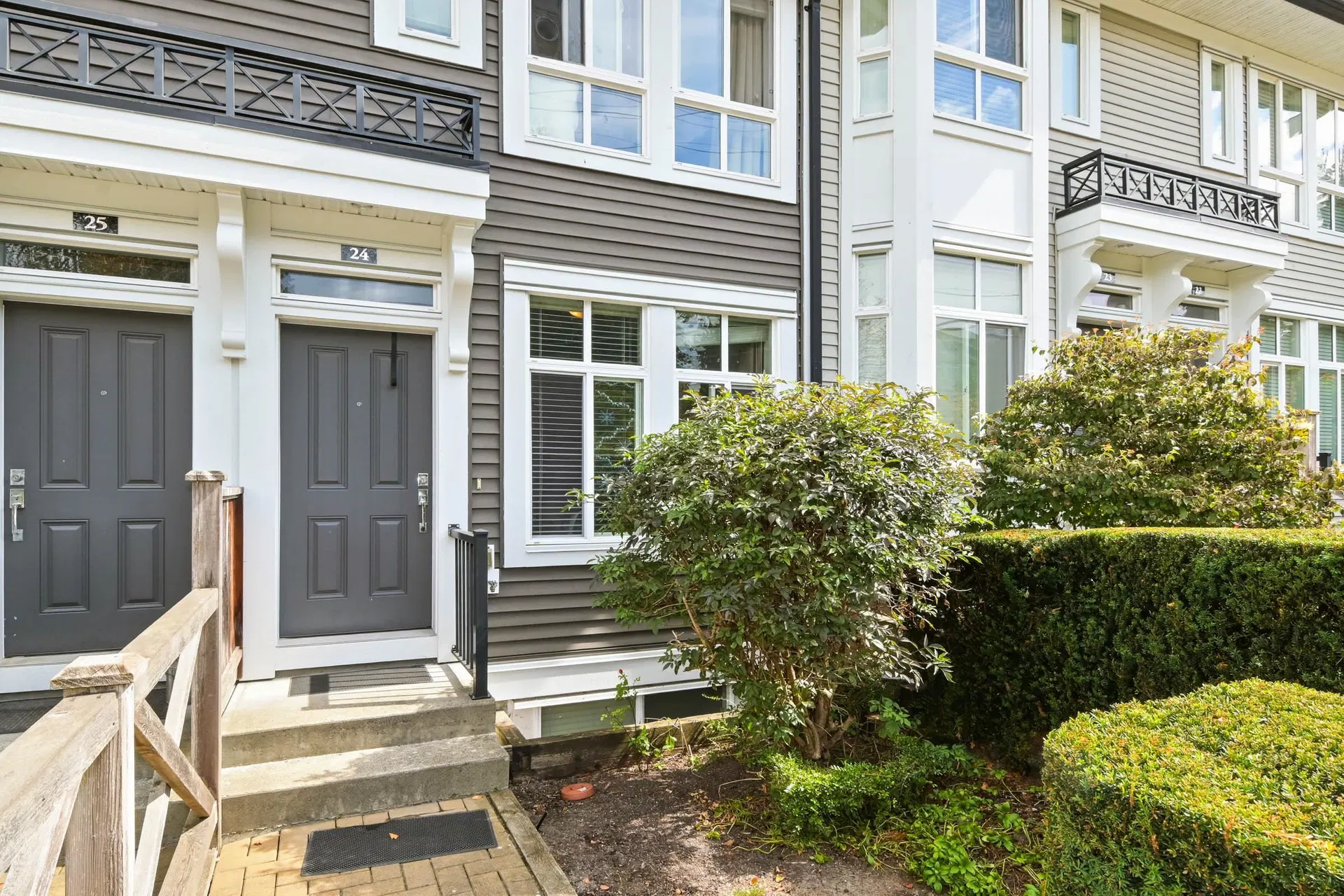 Photo 2 of 24 at #24 – 14433 60 Avenue