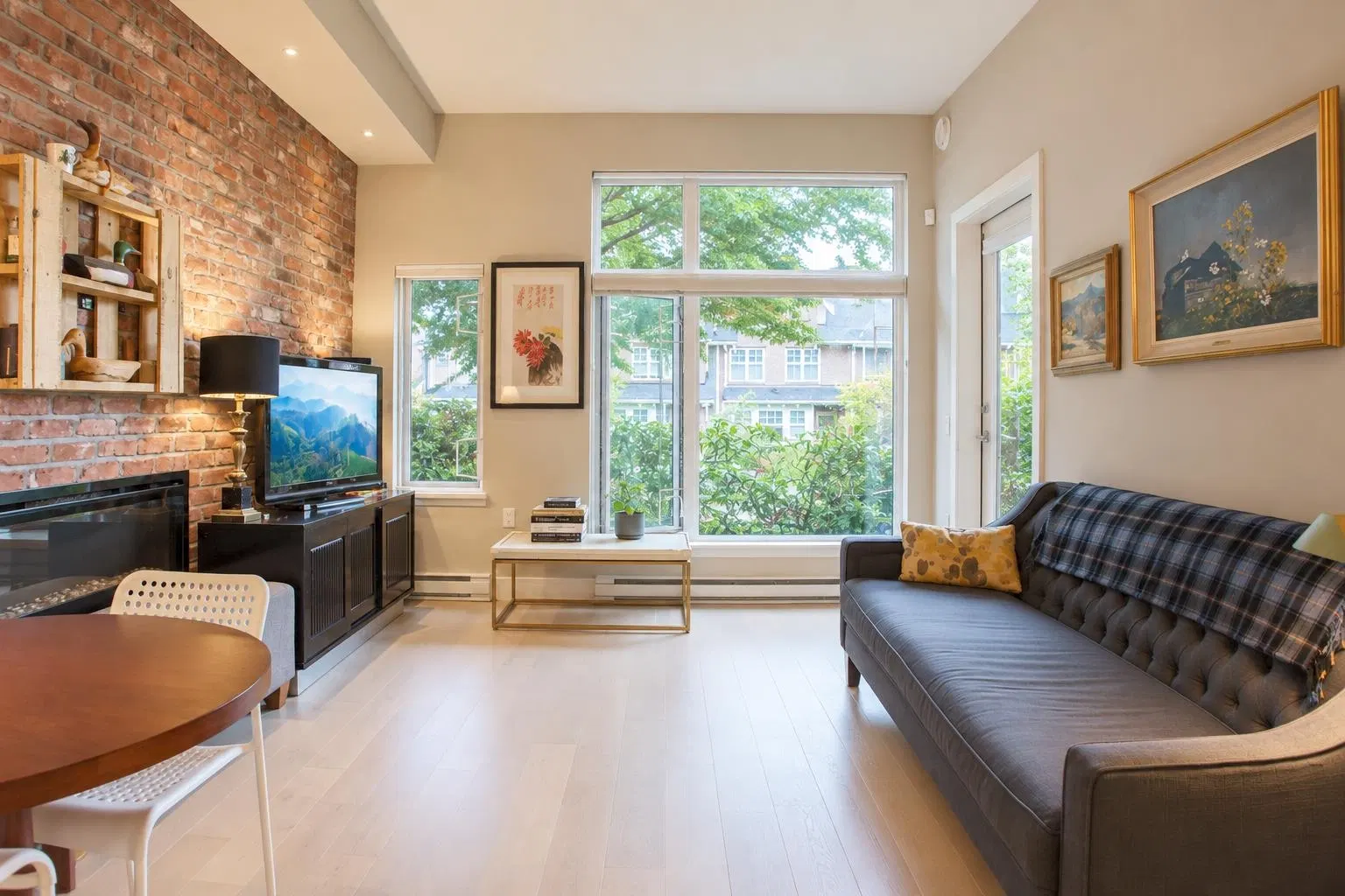 Photo 5 of 19 at #104 – 260 Salter Street