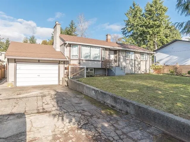 Photo 1 of 14 at 11719 75a Avenue