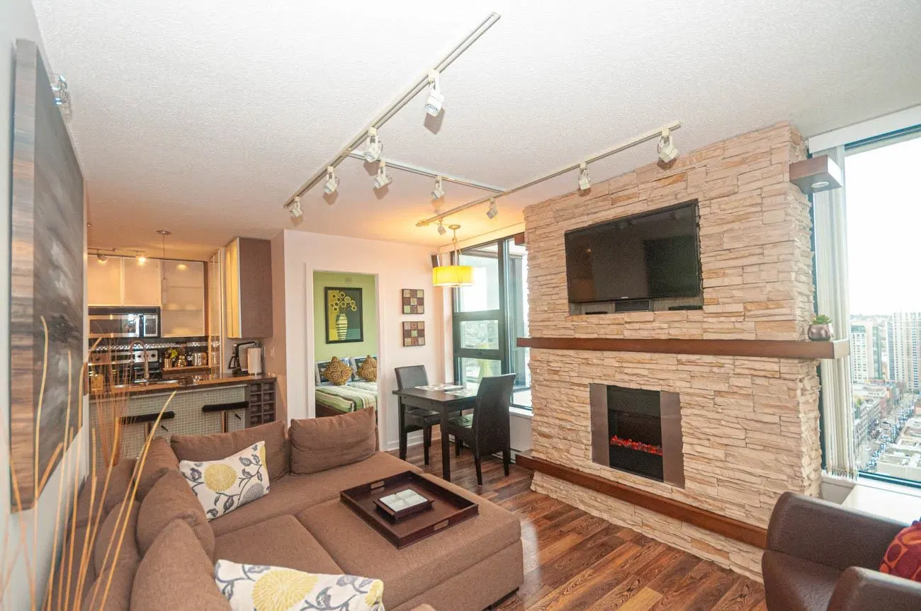 Photo 2 of 40 at #2801 – 928 Homer Street