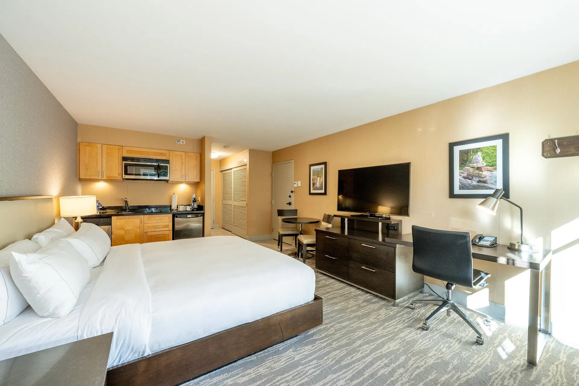 Photo 5 of 19 at #266/268 – 4050 Whistler Way