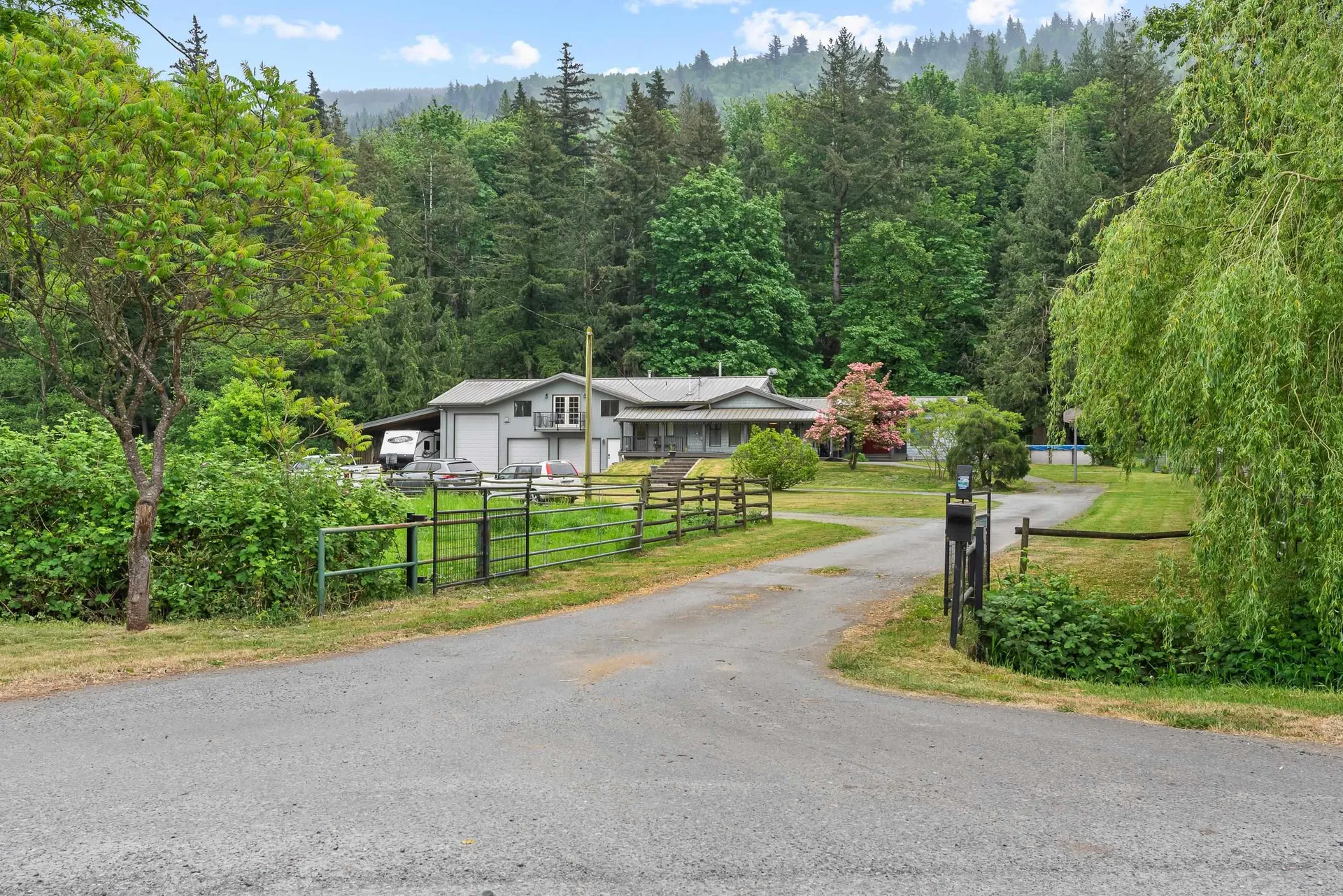 Photo 1 of 40 at 3146 Towne Road