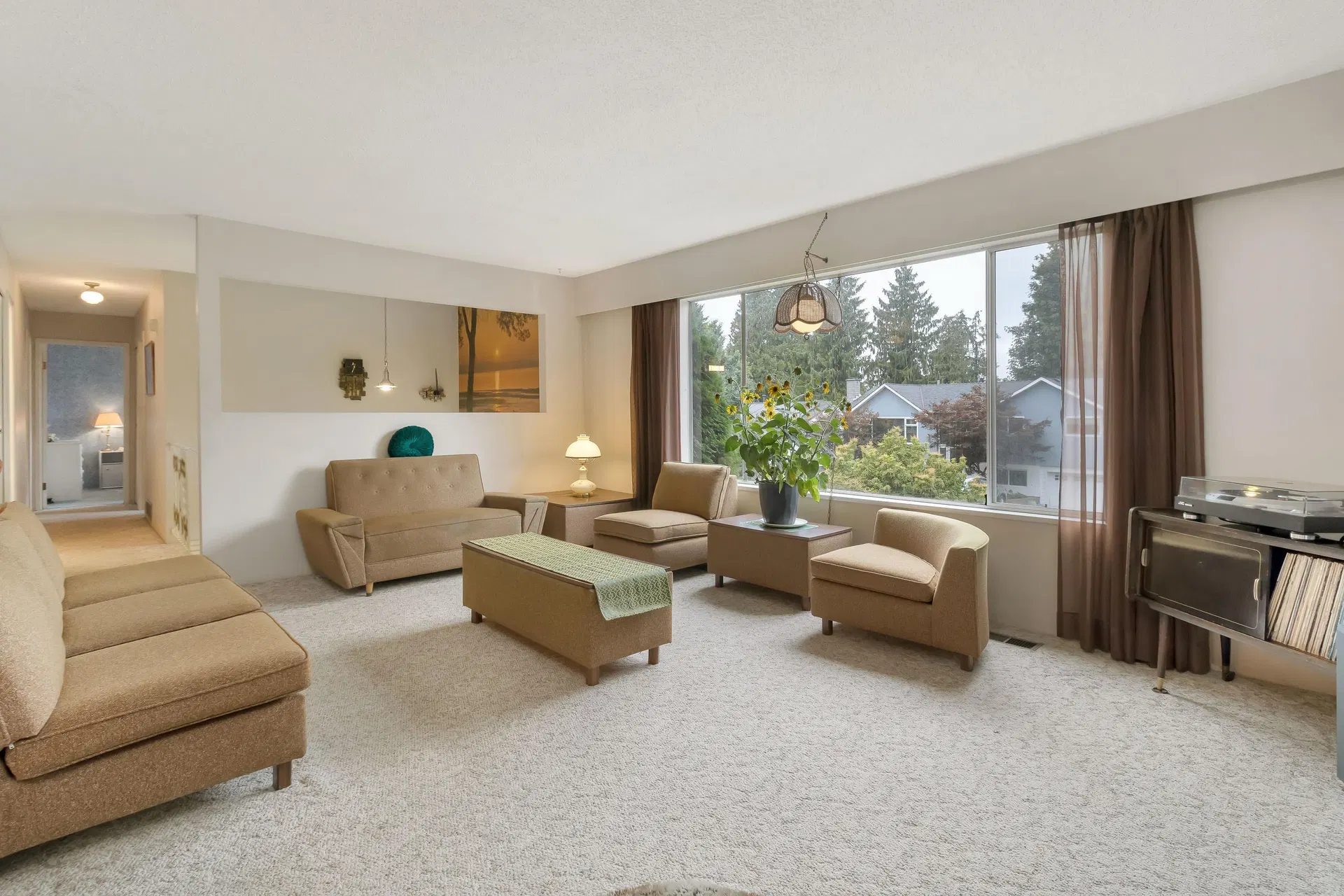 Photo 4 of 37 at 11138 84b Avenue
