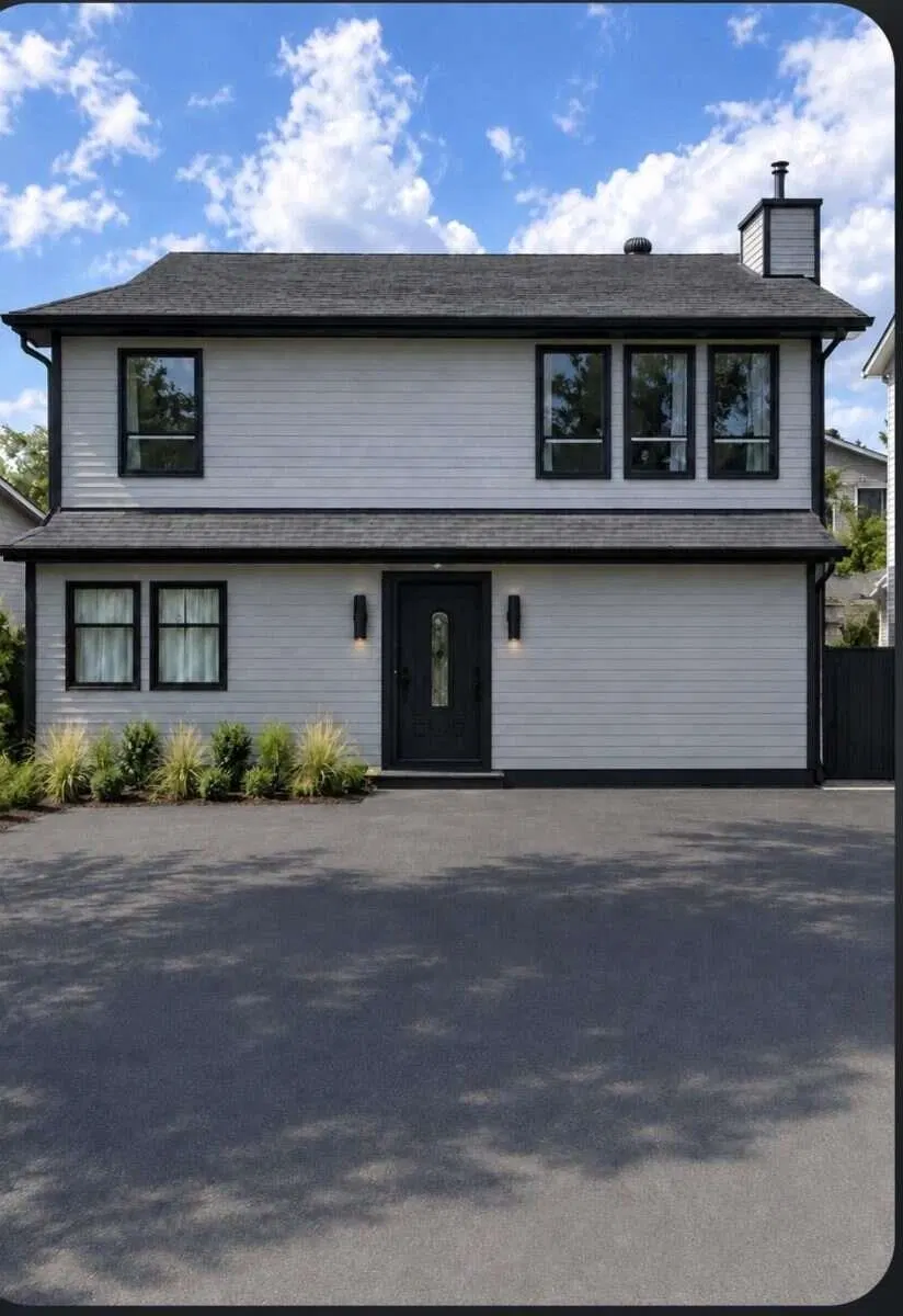 12809 114 Avenue