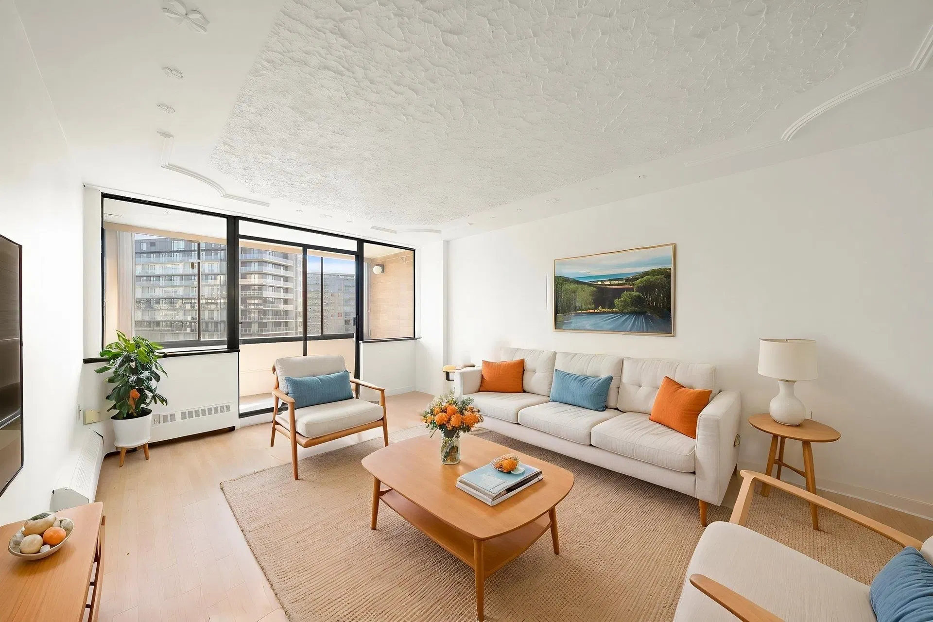 #1002 – 6651 Minoru Boulevard