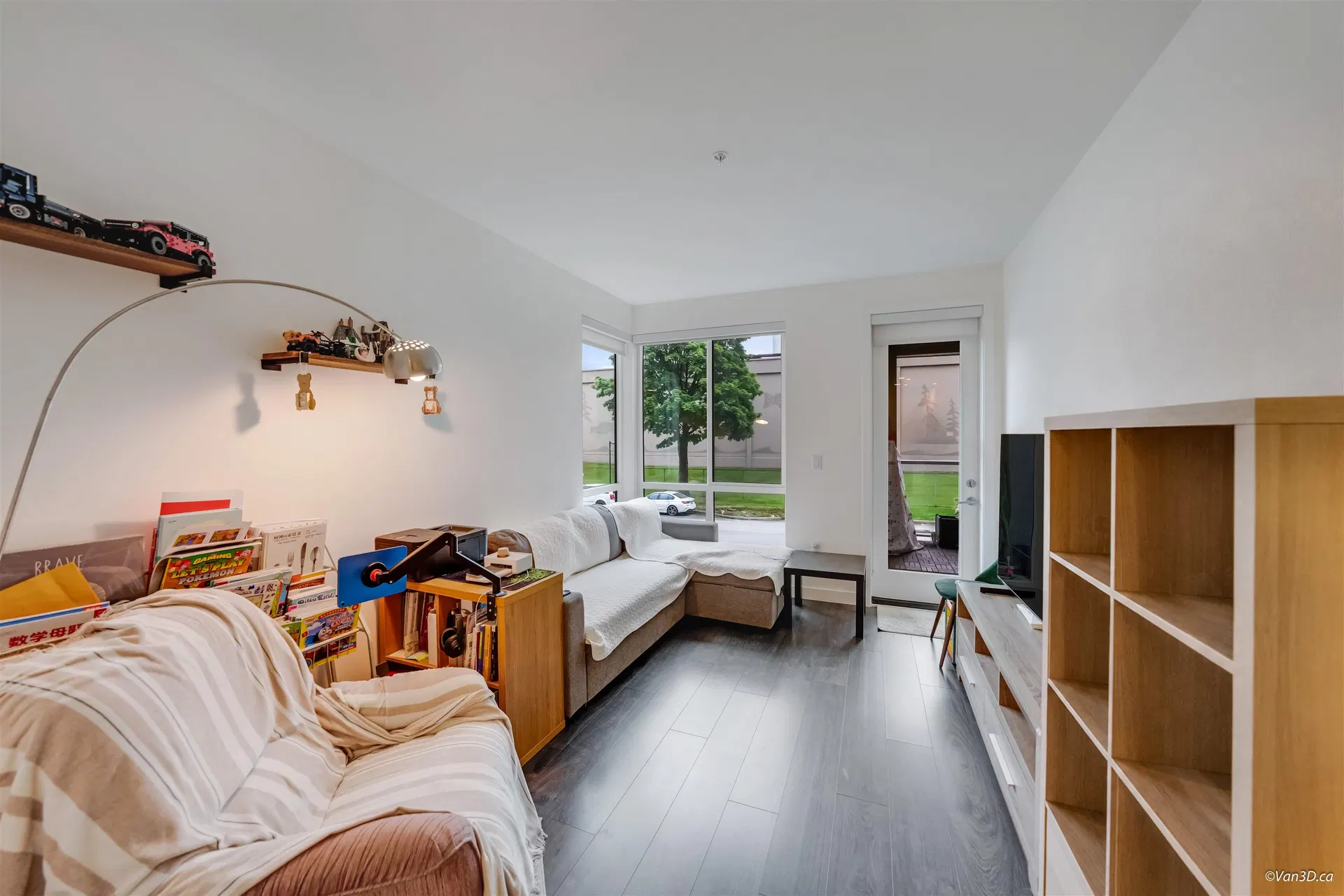 Photo 5 of 27 at #209 – 7133 14th Avenue