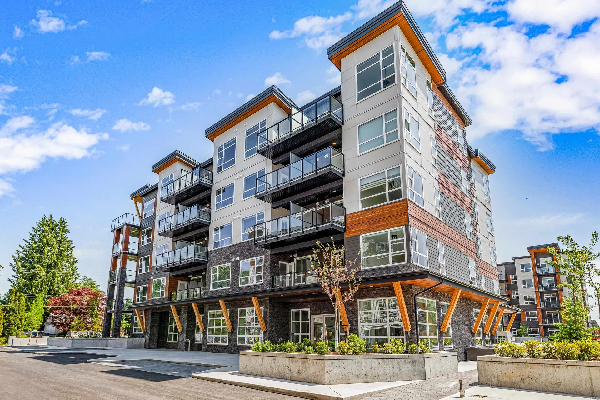 Photo 1 of 40 at #510 – 12109 223 Street